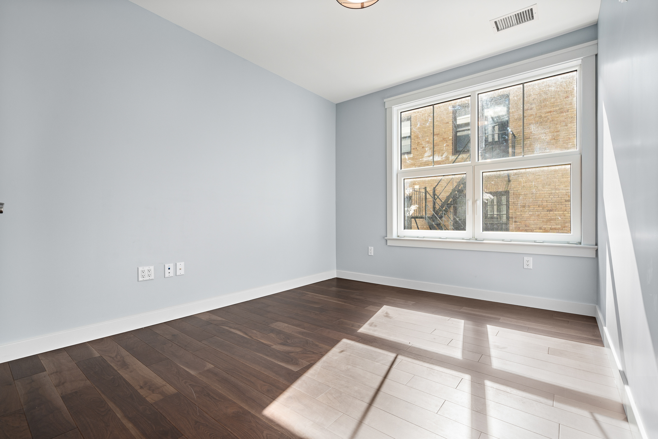 136 Babcock St, Coolidge Corner