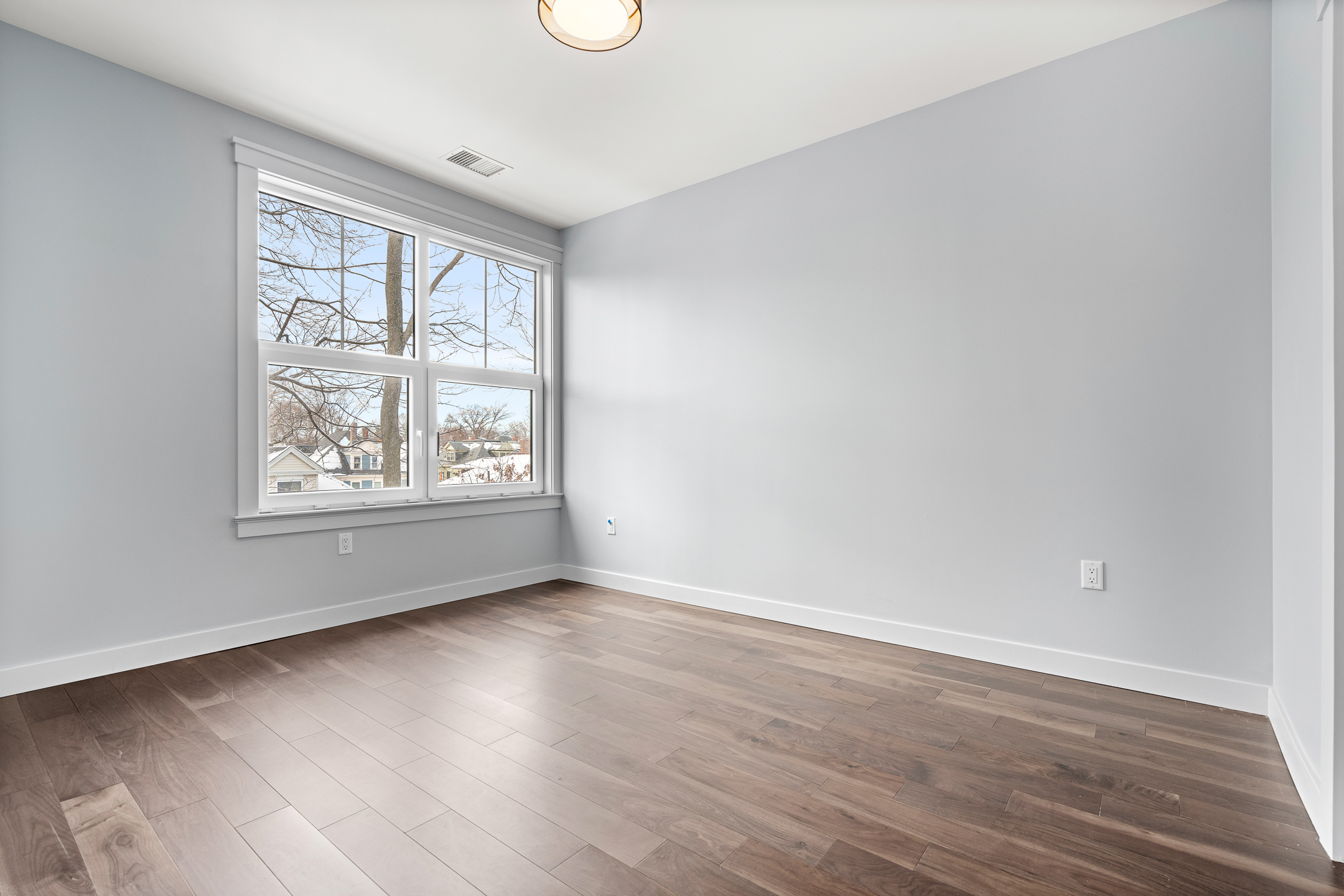 136 Babcock St, Coolidge Corner