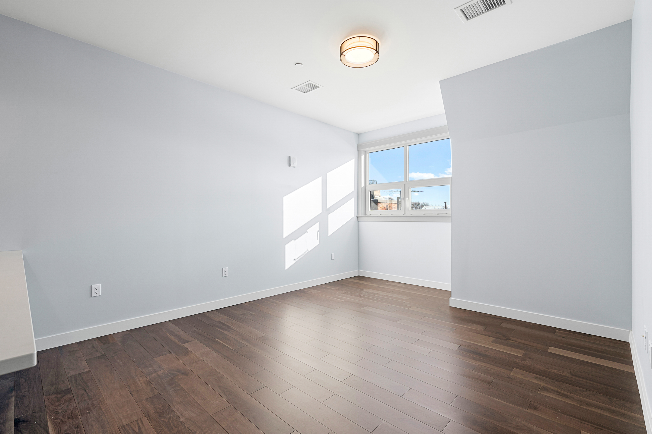 136 Babcock St, Coolidge Corner