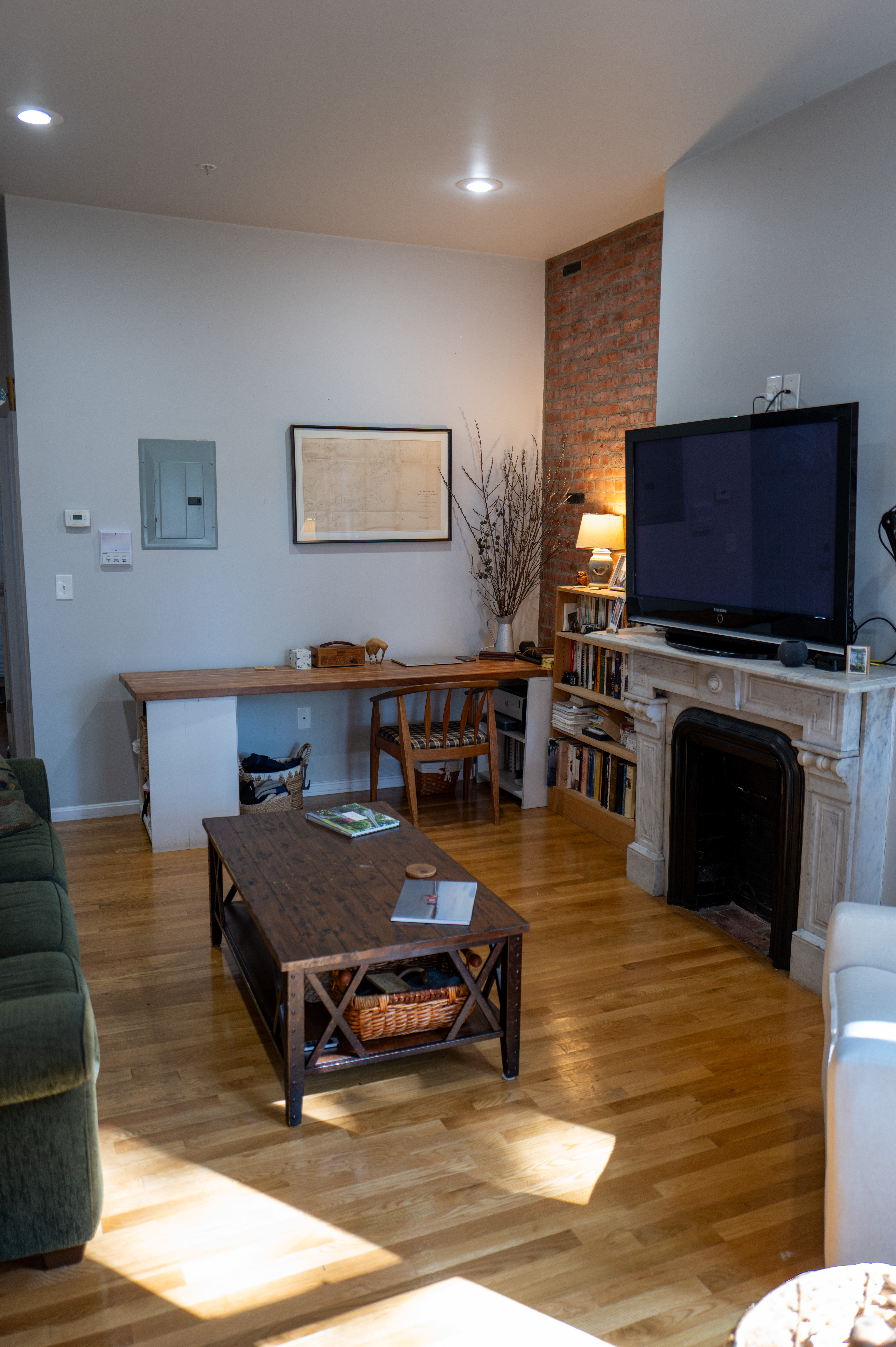 18 Perrin St, Roxbury