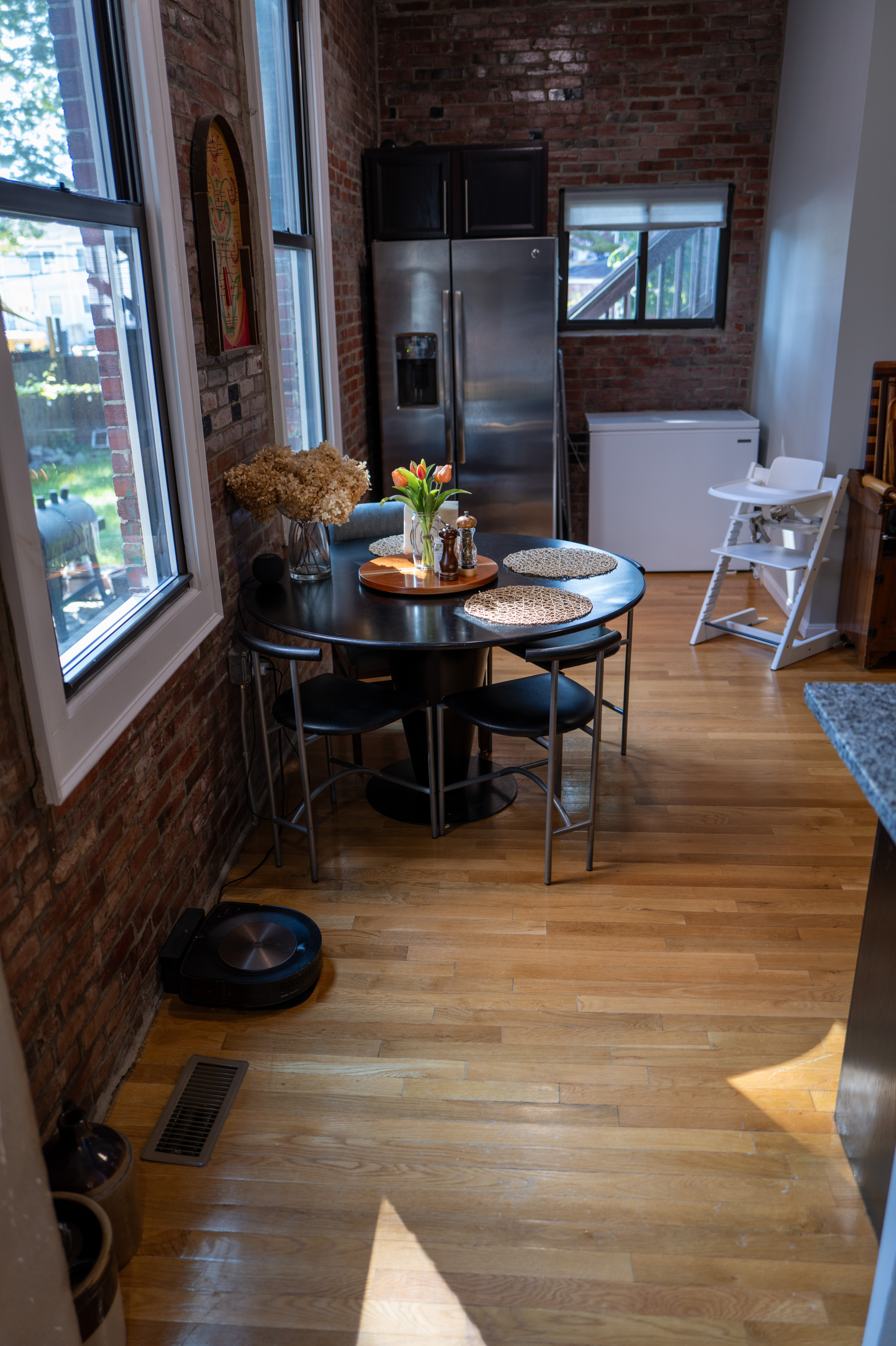 18 Perrin St, Roxbury