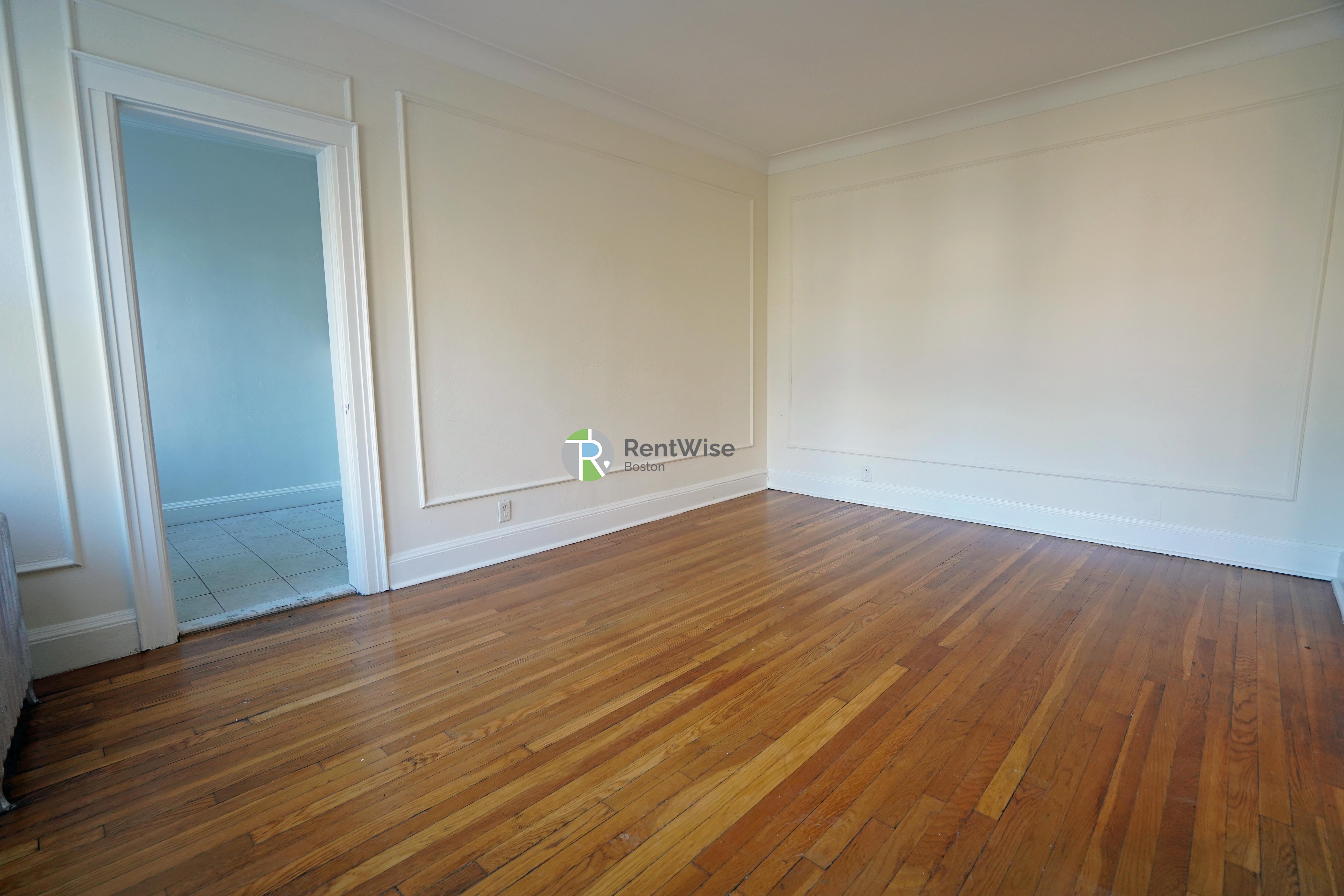 100 Kilsyth Rd, Brighton