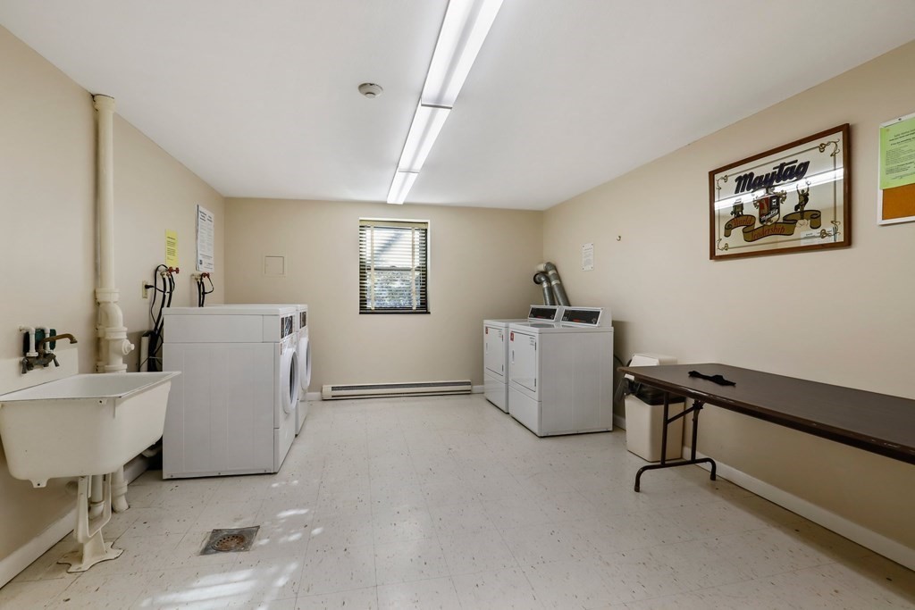 1325 Worcester Rd, Framingham