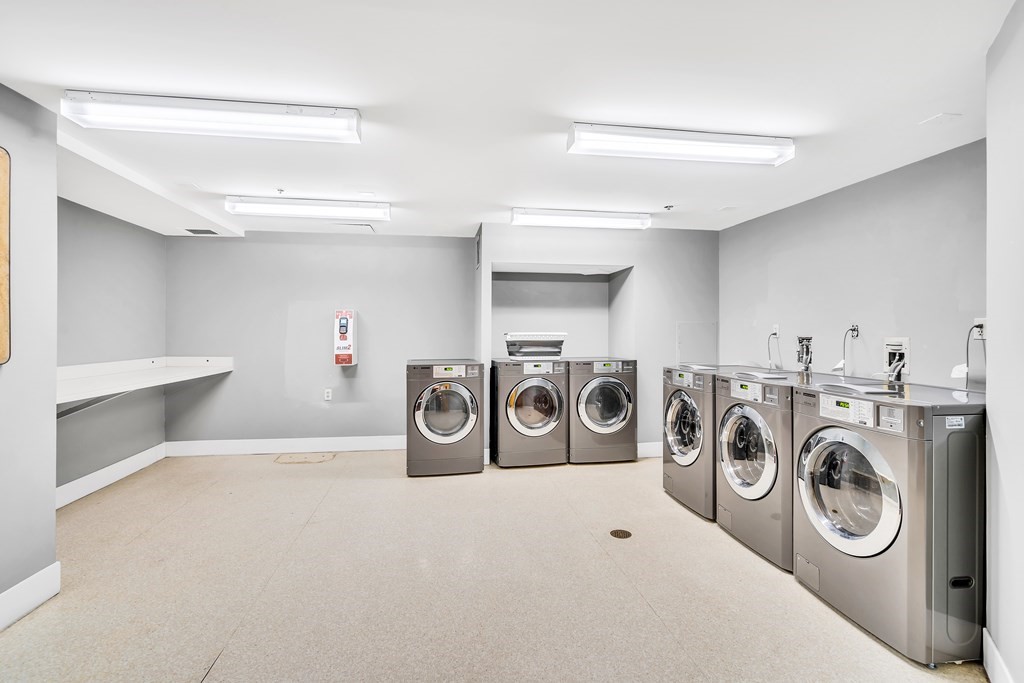 357 Commercial St, North End