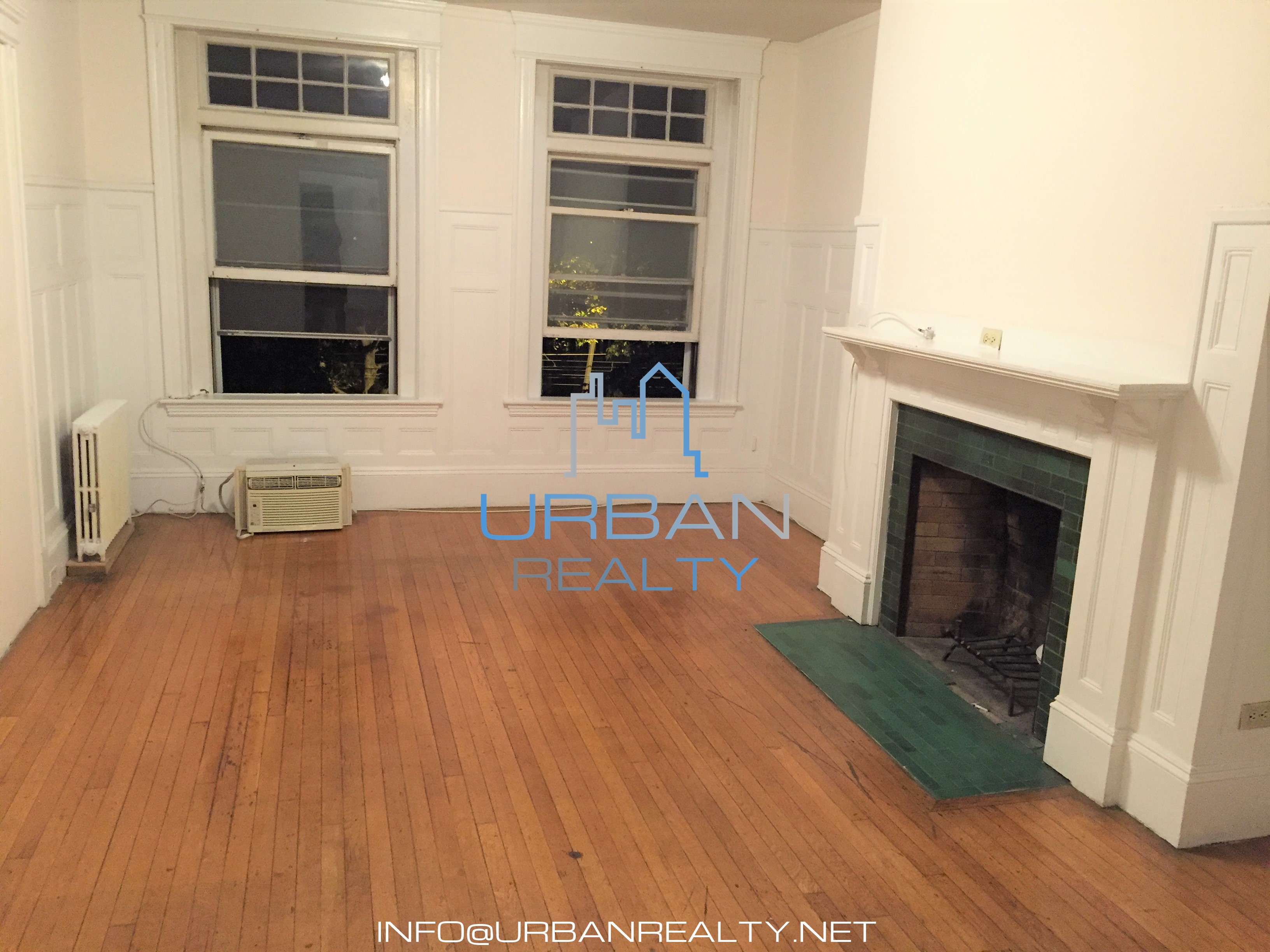 1911 Beacon St, Washington Square