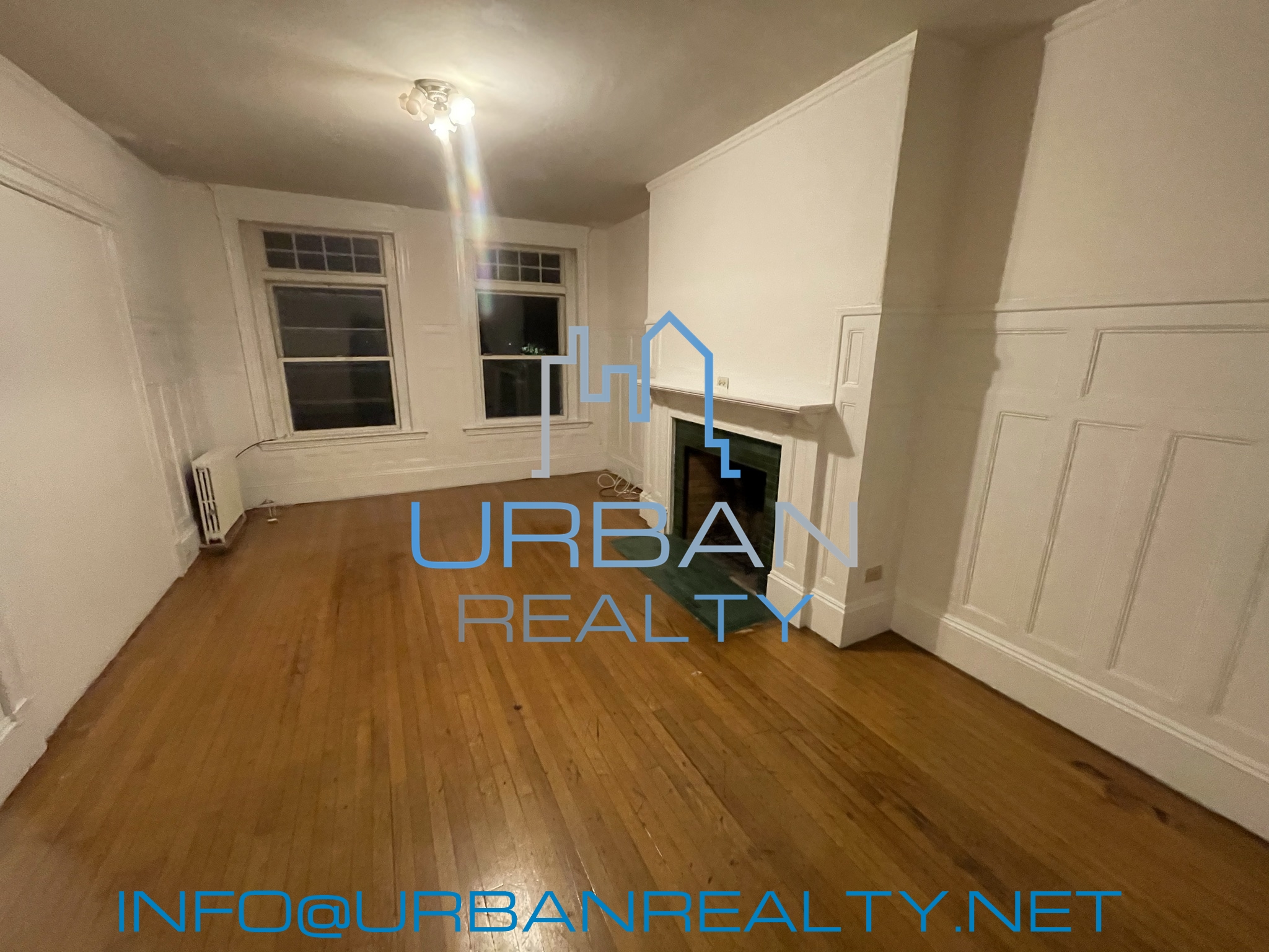 1911 Beacon St, Washington Square