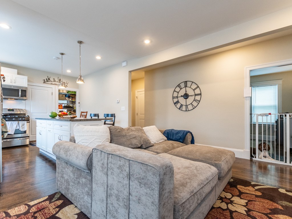 80 Lexington St, Watertown