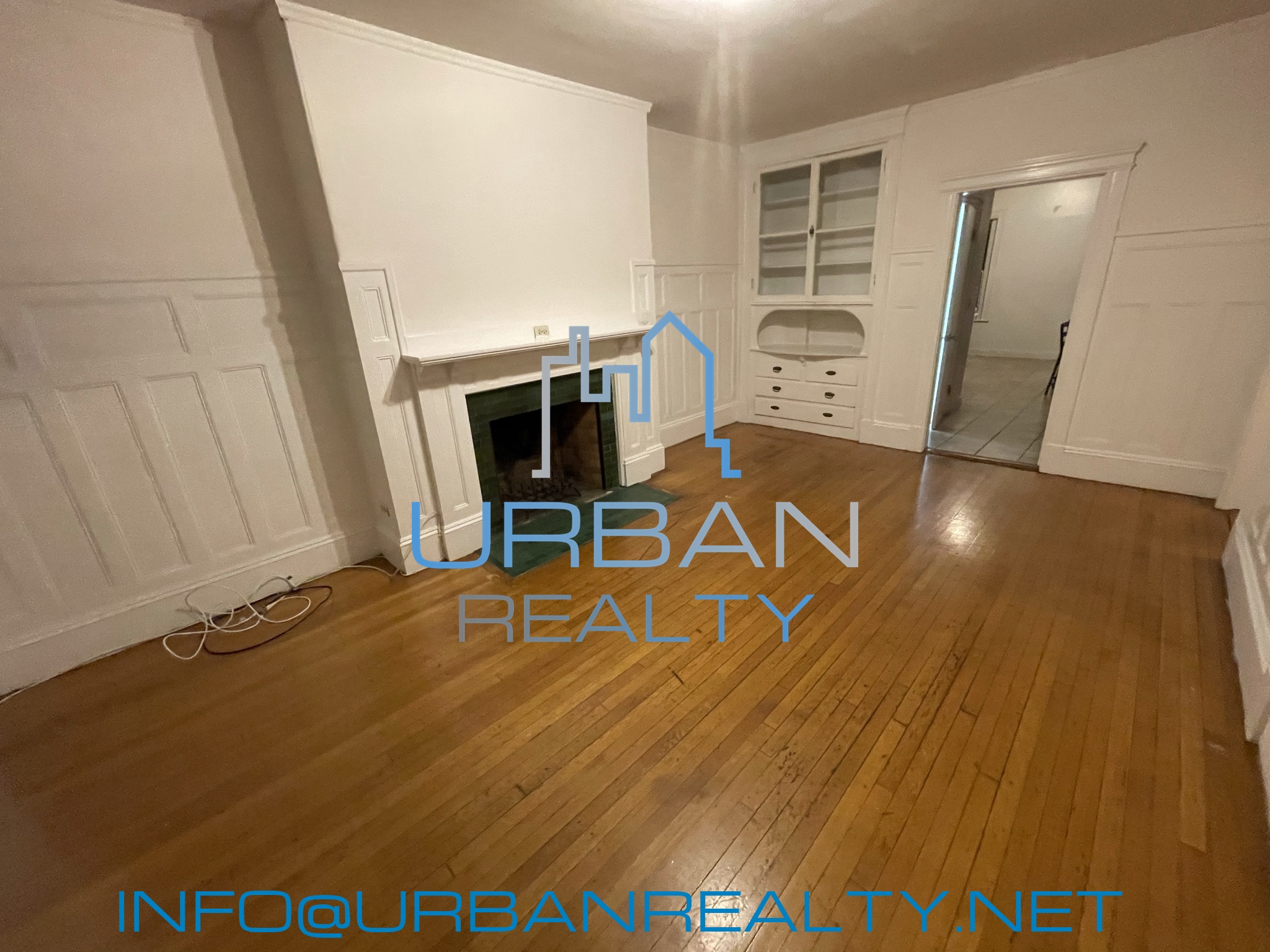 1911 Beacon St, Washington Square