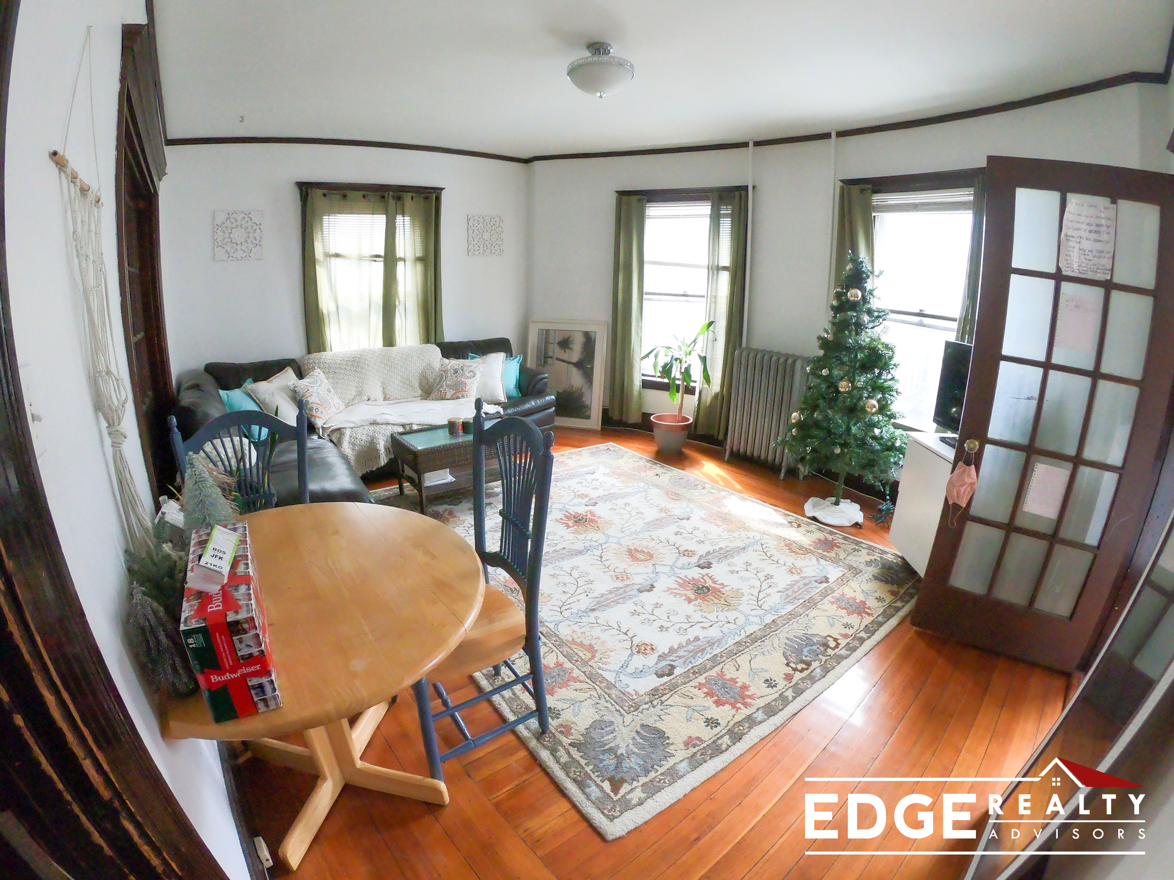 69 Oak Square Ave, Brighton