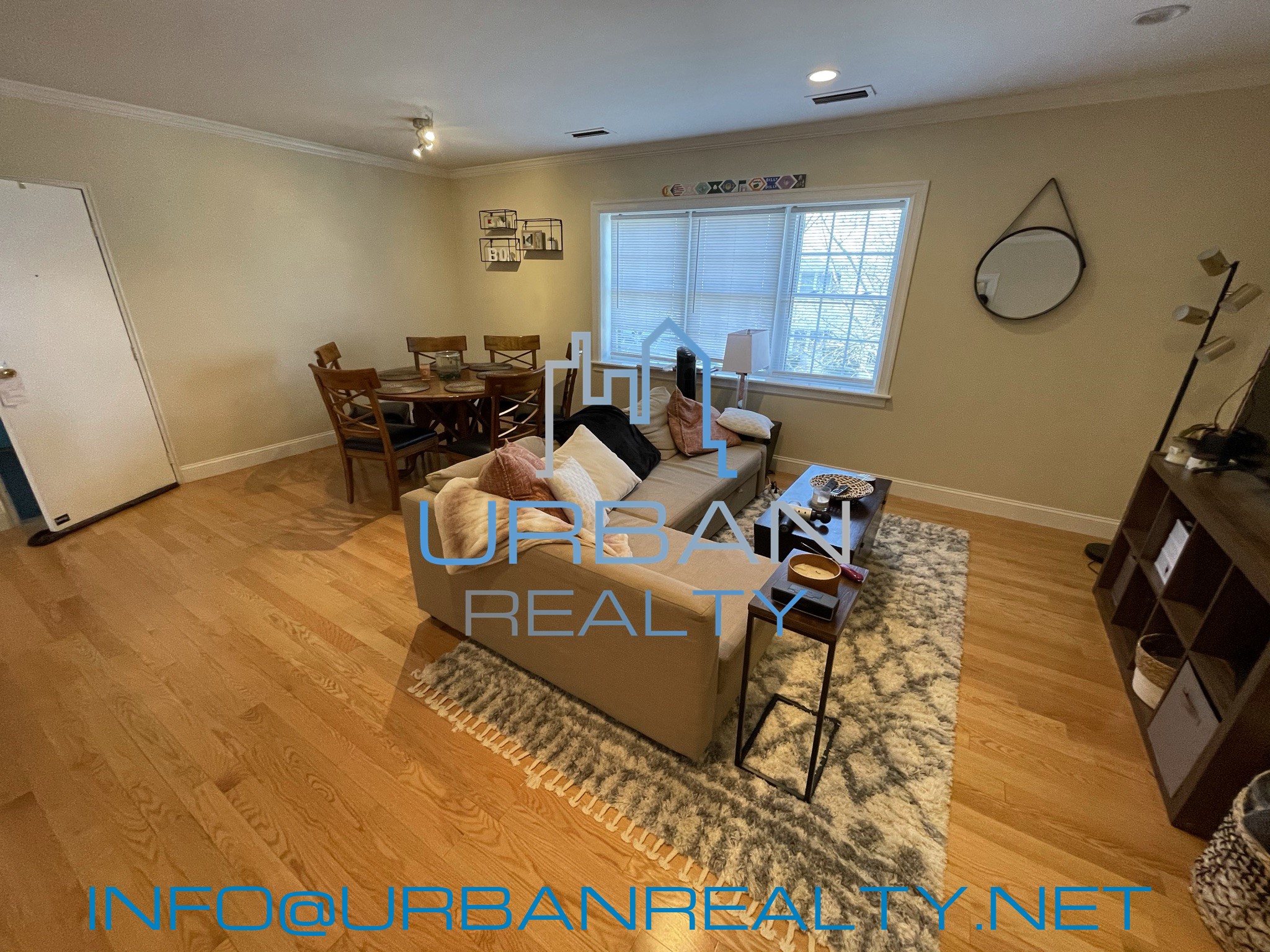 6 Lake Shore Ter, Brighton