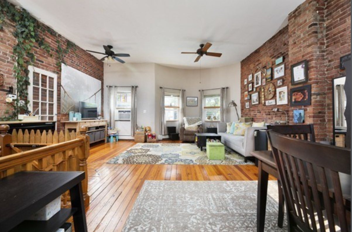 101 Cedar St, Roxbury