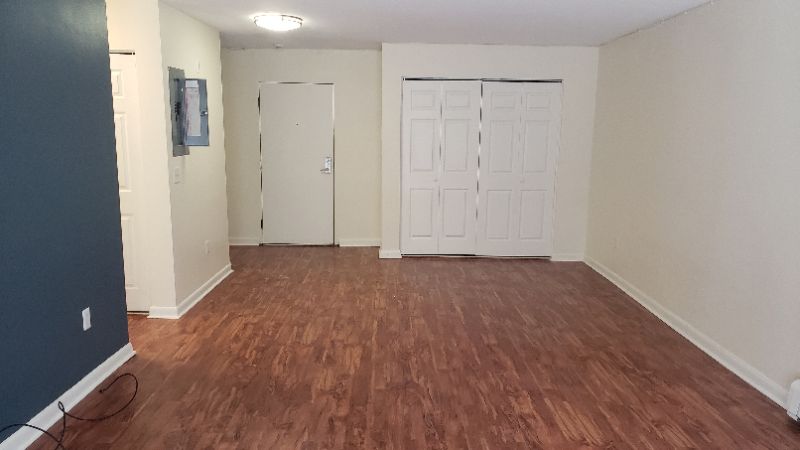 30 Iroquois St, Roxbury