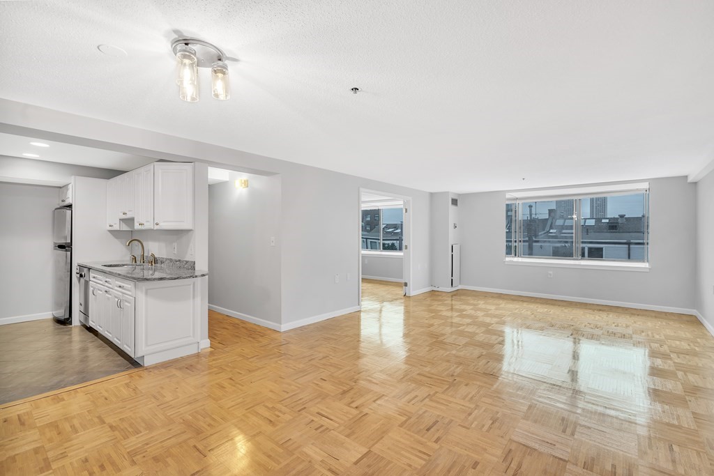 357 Commercial St, North End