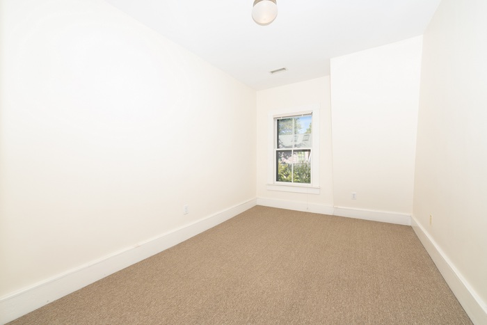 29 Mount Pleasant St, Porter Square