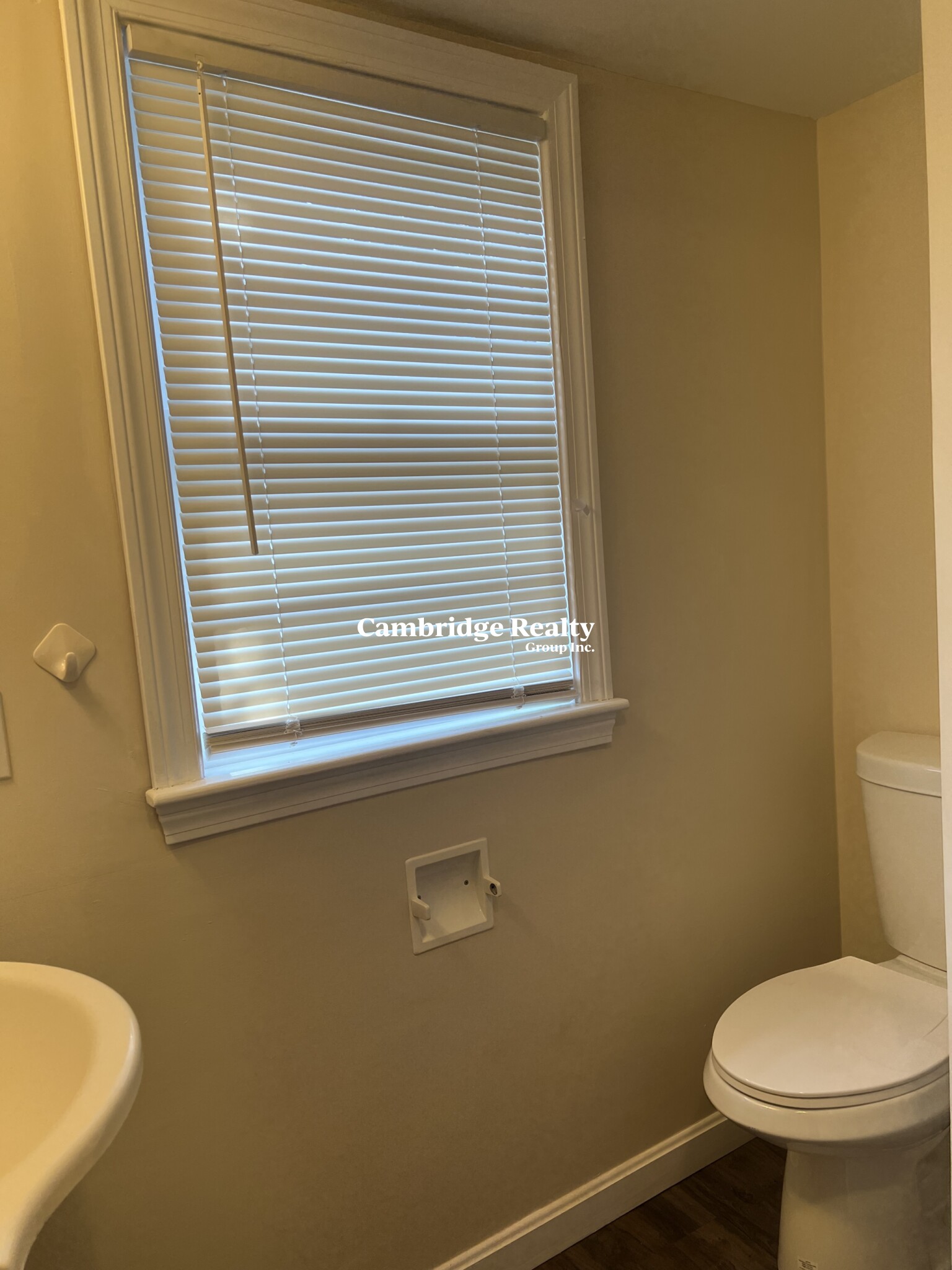 41 May St, West Cambridge