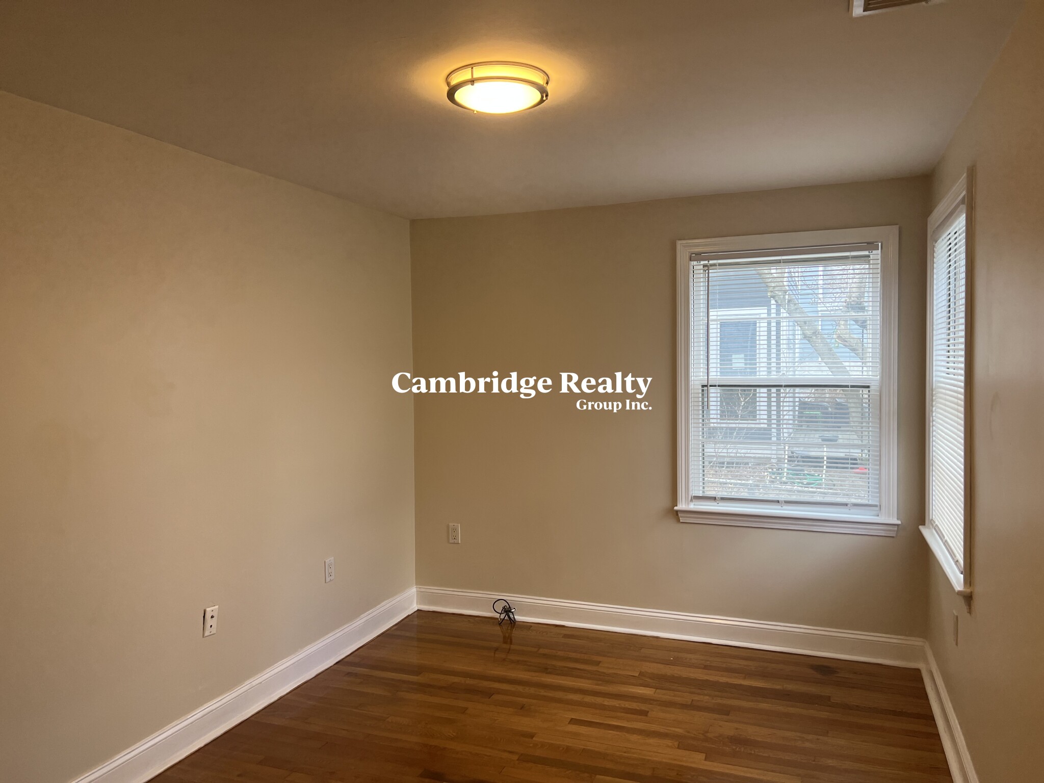 41 May St, West Cambridge