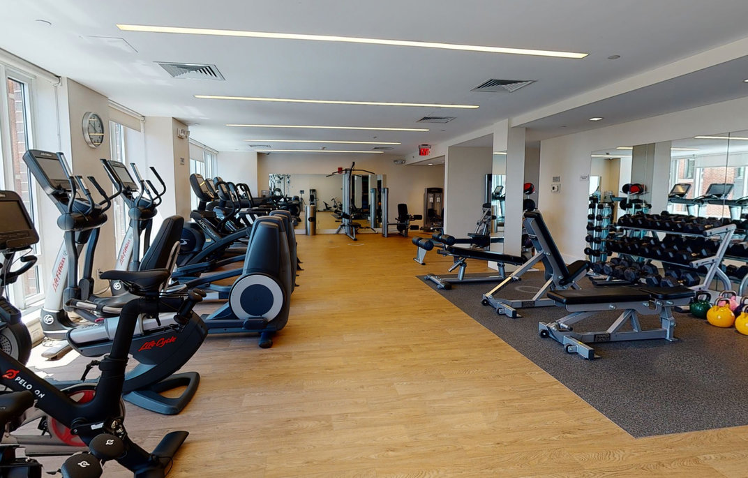 135 Clarendon St, Back Bay