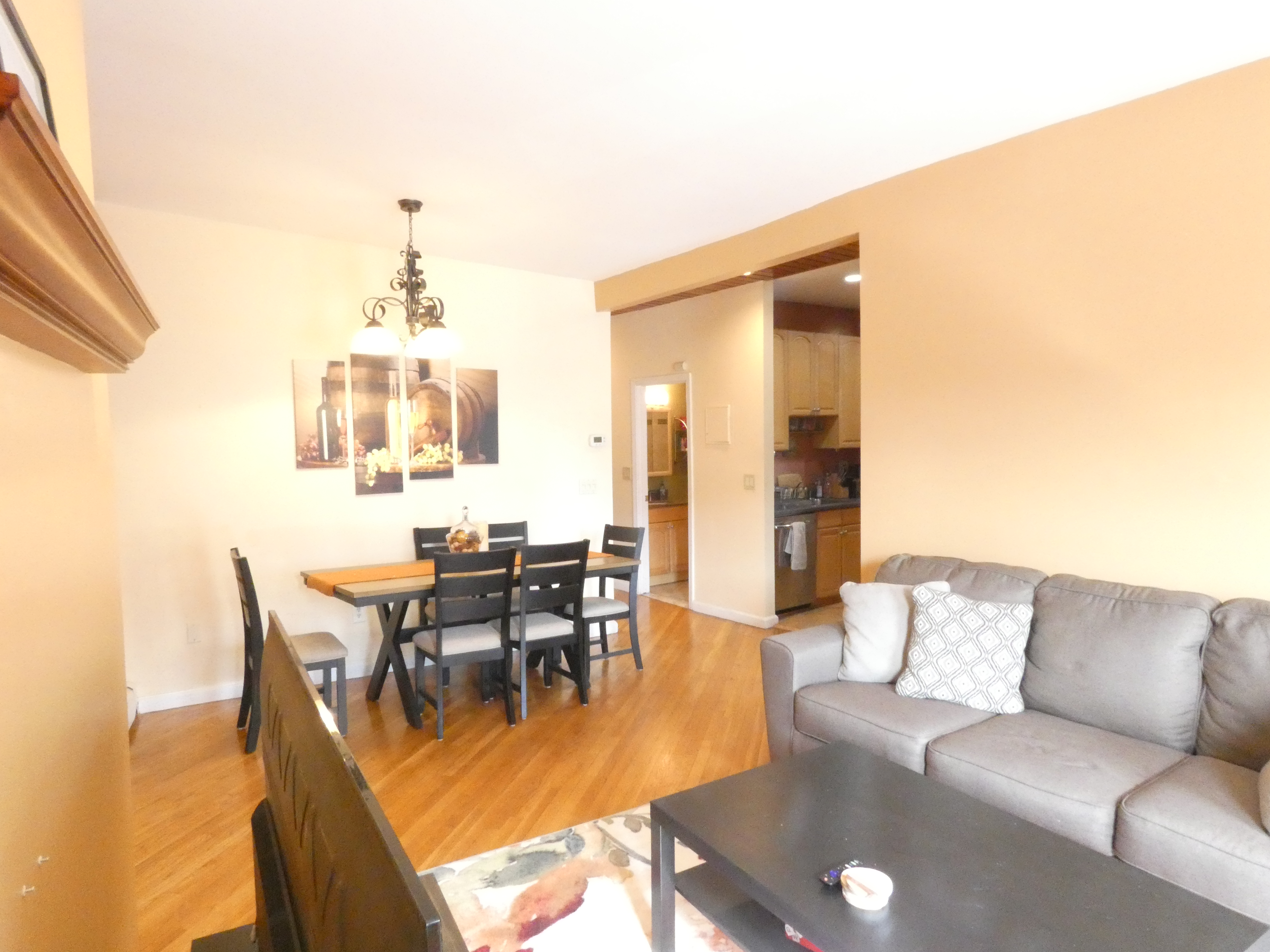 390 Riverway, Fenway