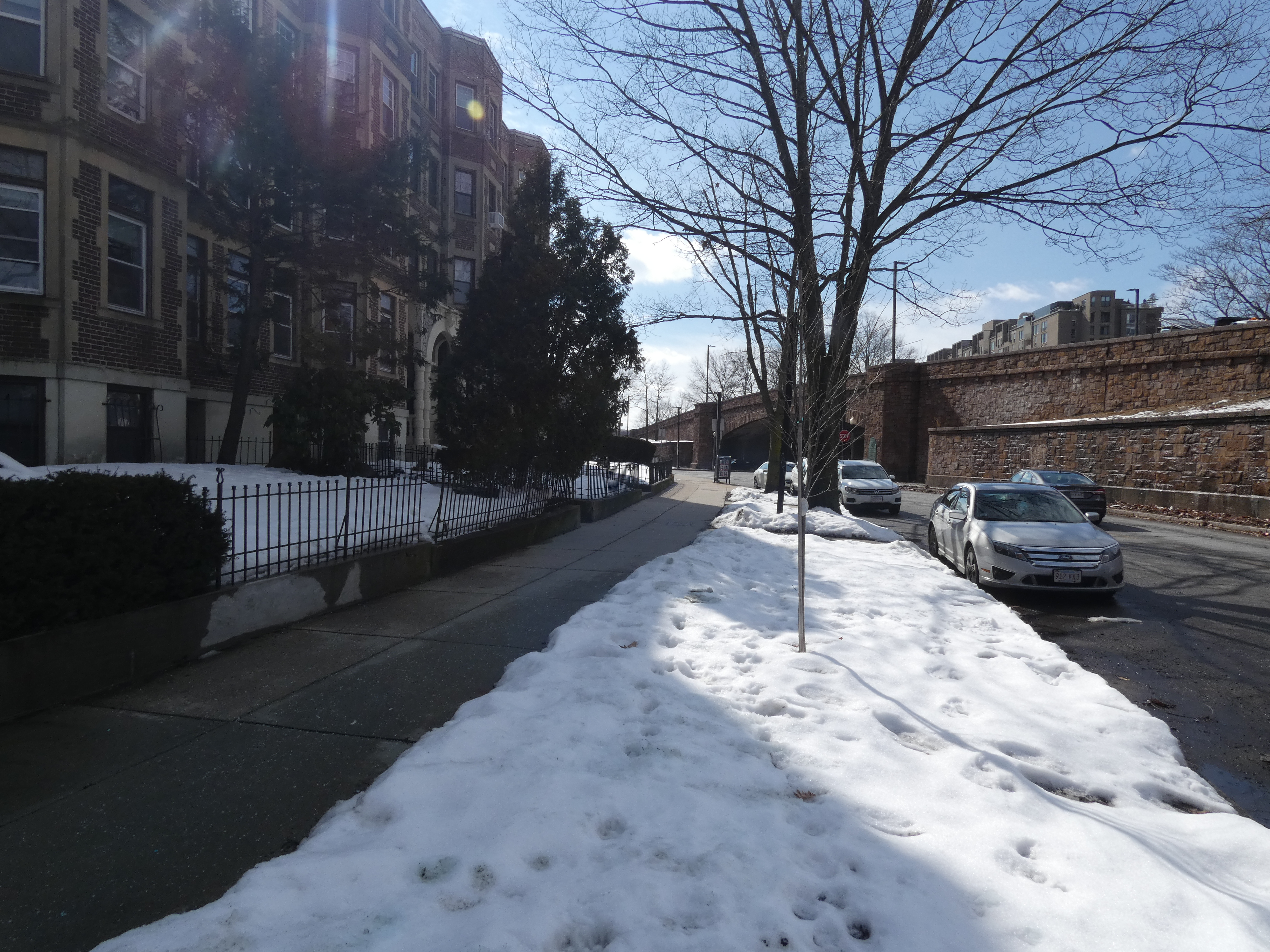 390 Riverway, Fenway