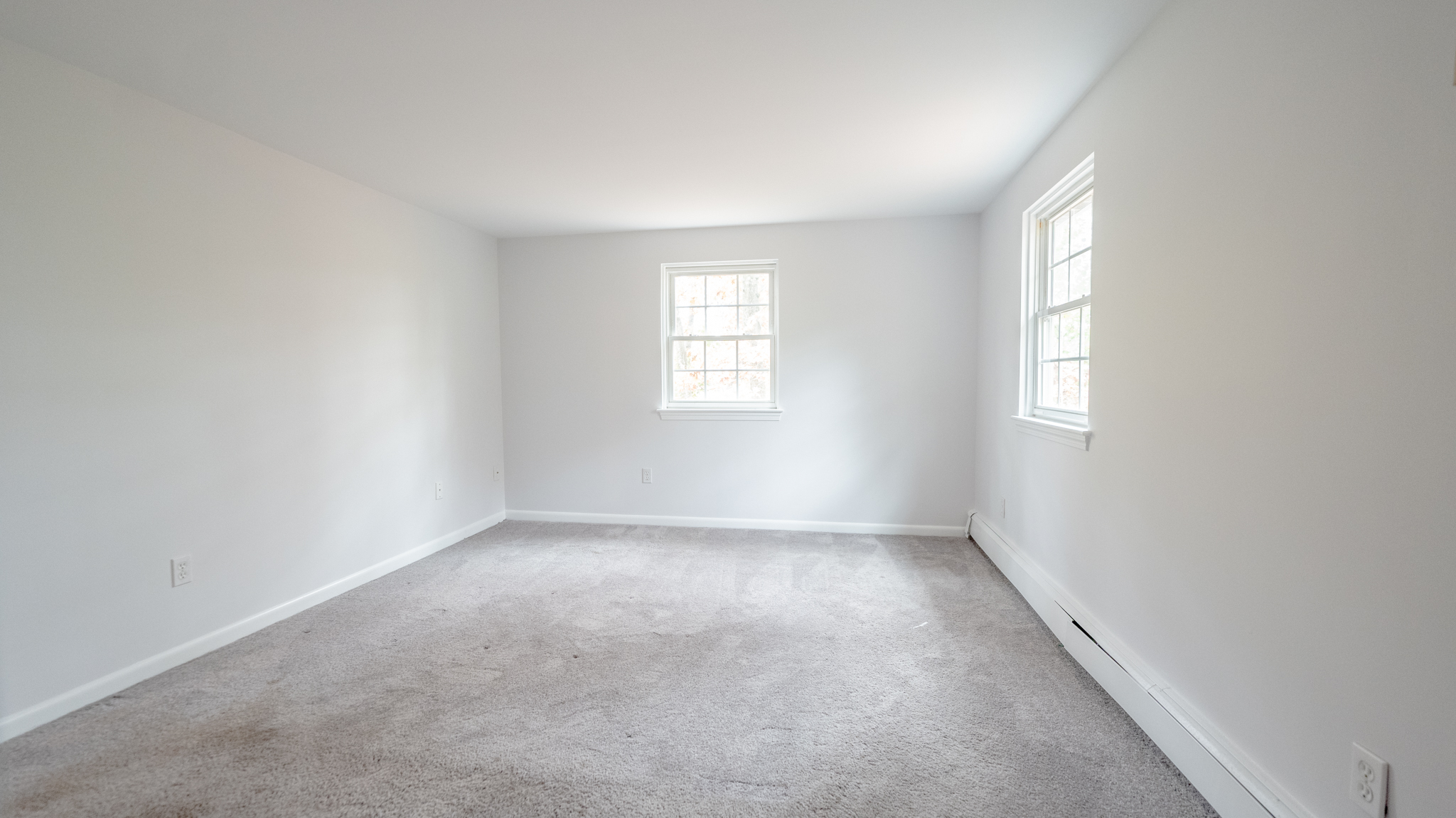 23 Fairview Rd, Framingham