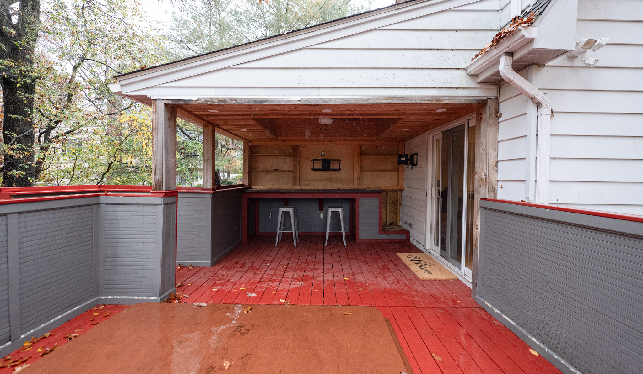 23 Fairview Rd, Framingham