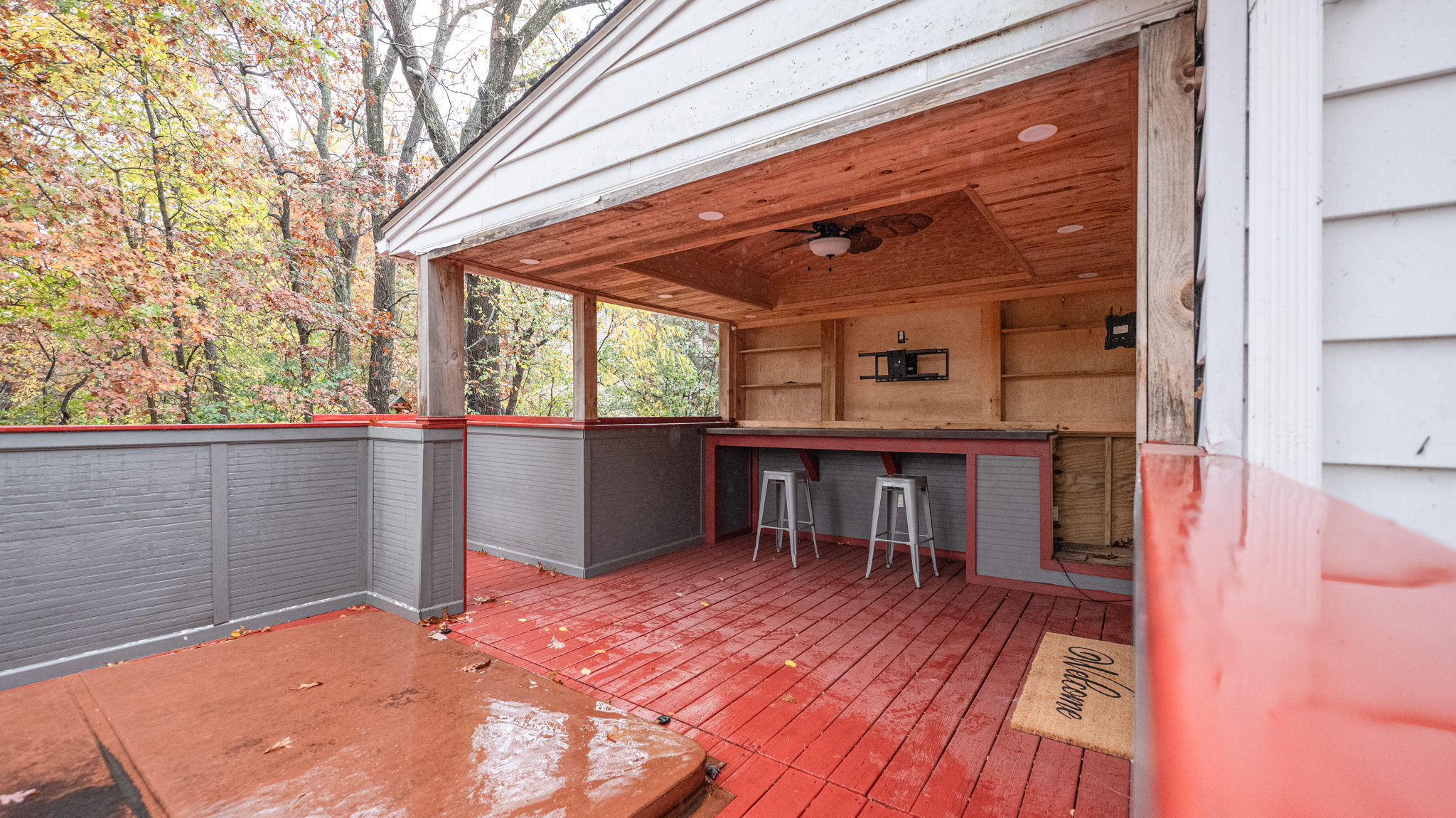 23 Fairview Rd, Framingham