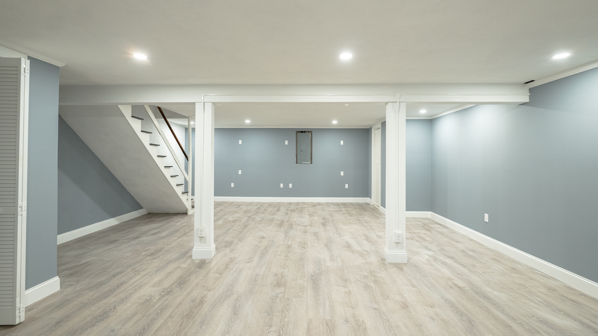 23 Fairview Rd, Framingham