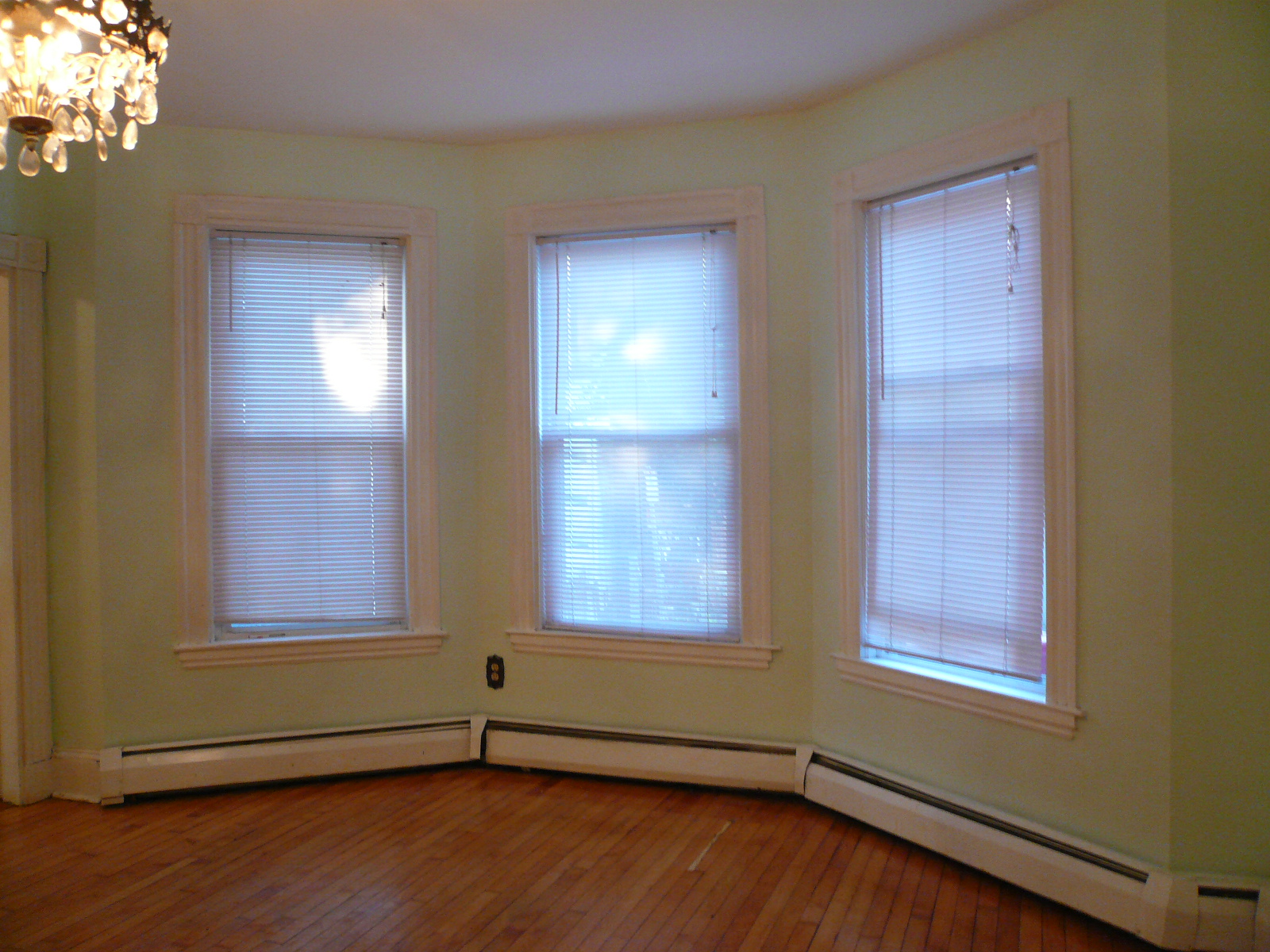 22 Highland Ave, Roxbury