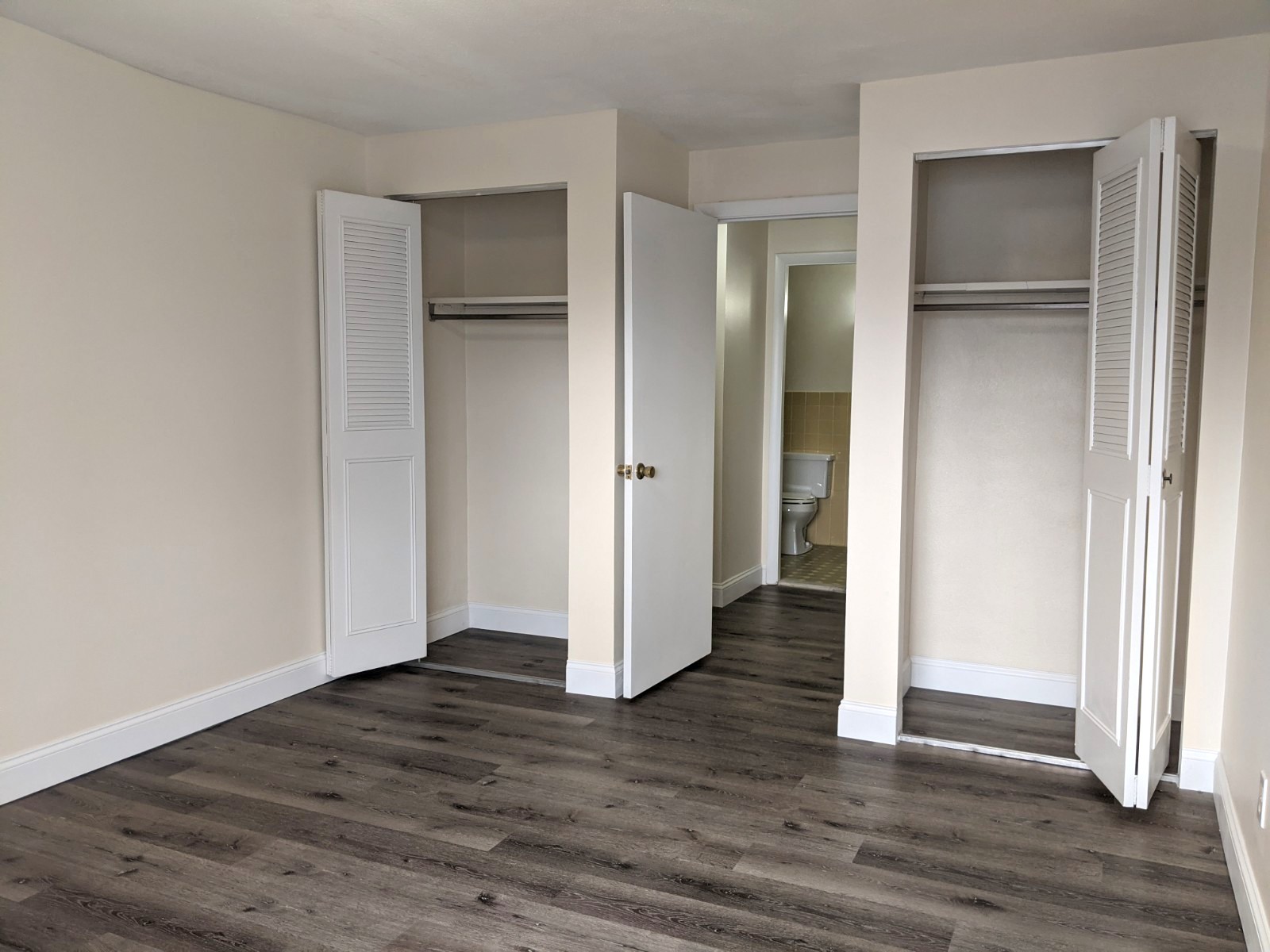 86 Newbury St, Teele Square