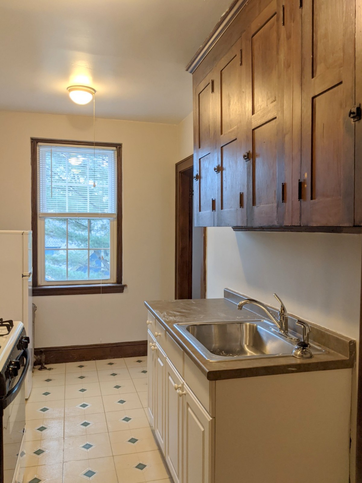 119 College Ave, Davis Square