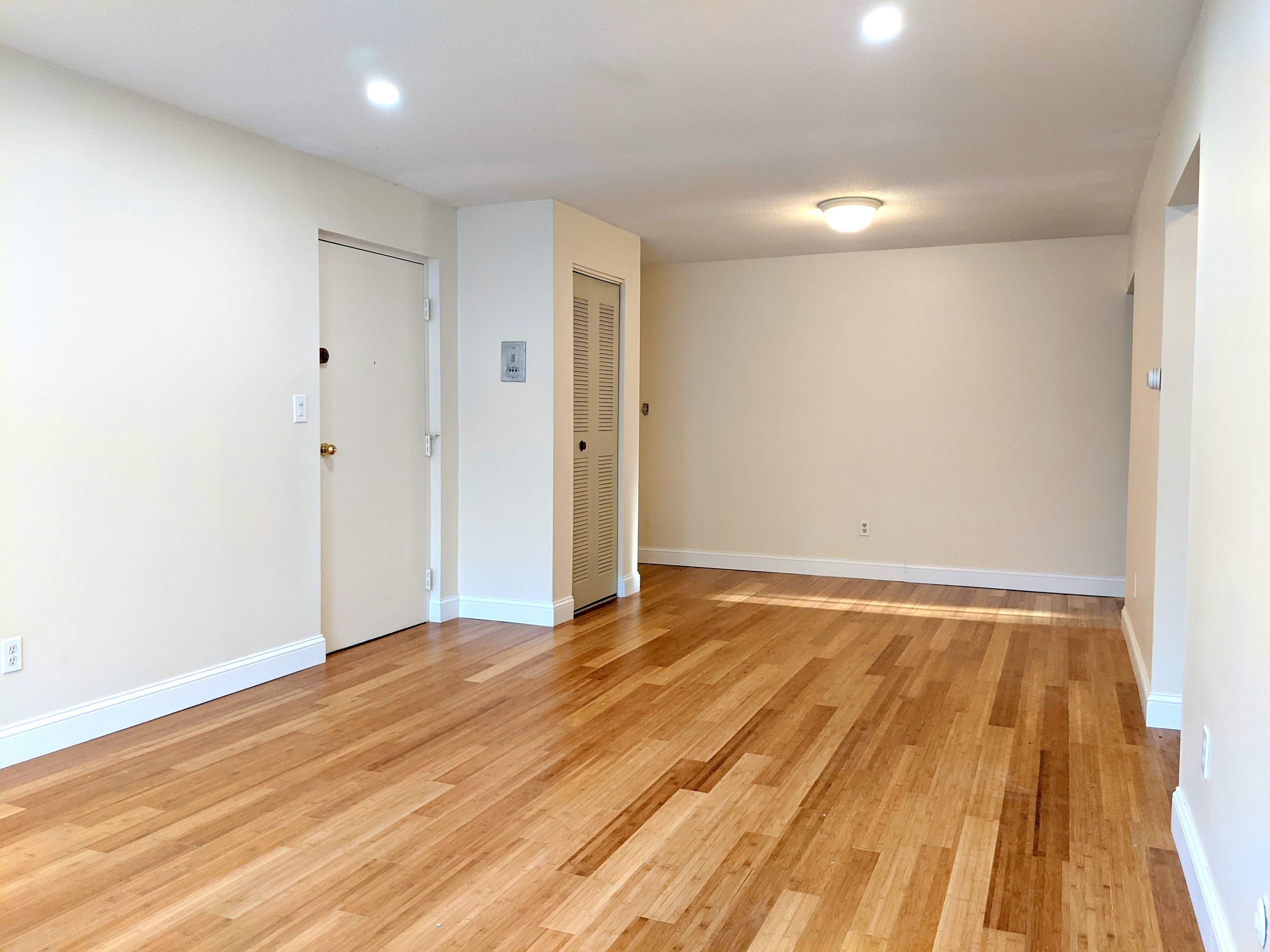 12 Cameron Ave, Davis Square