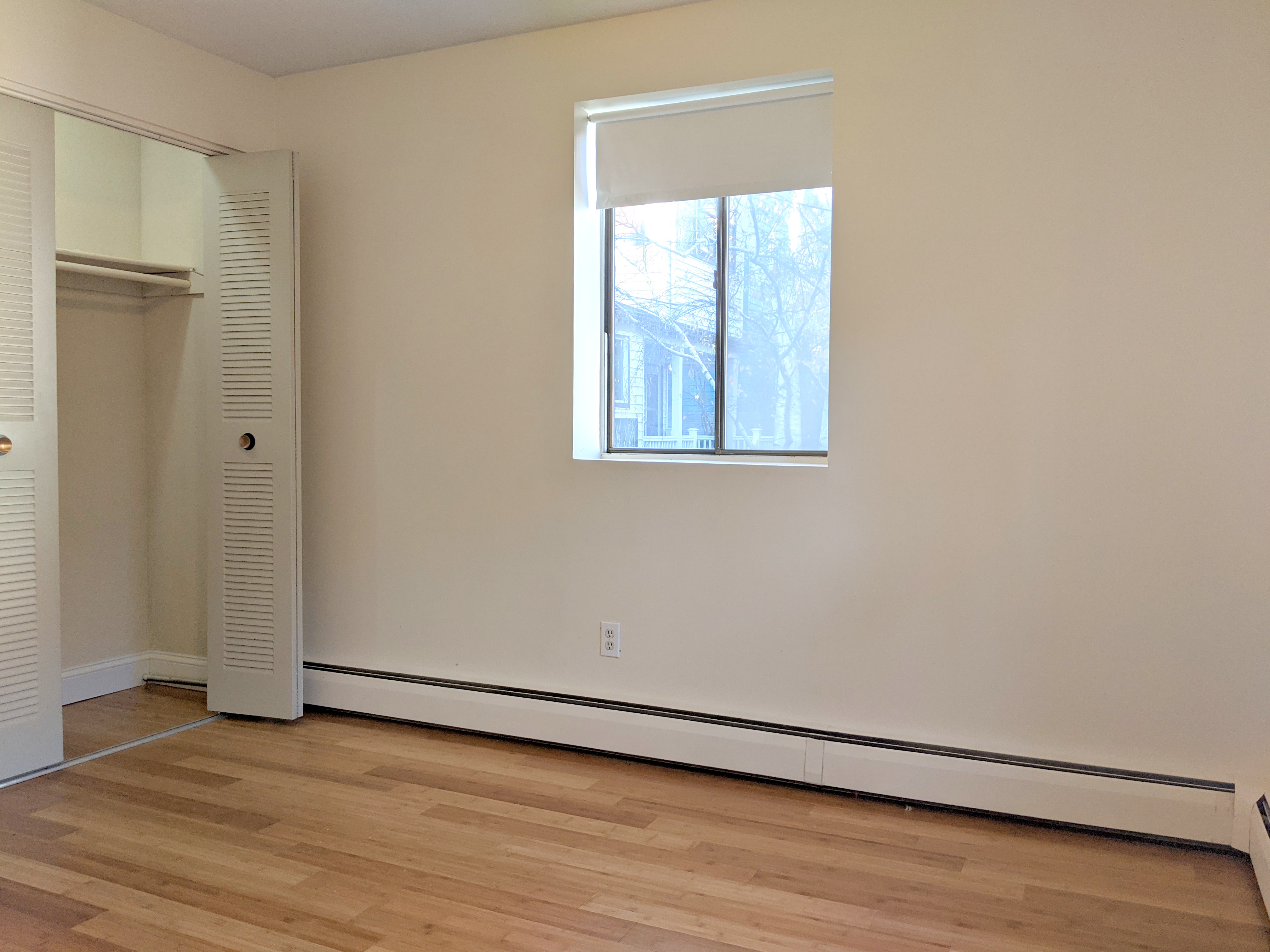 12 Cameron Ave, Davis Square