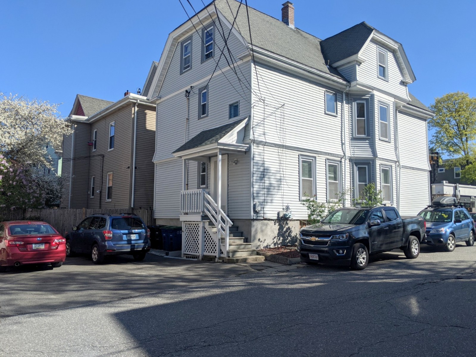 383 Highland Ave, Davis Square