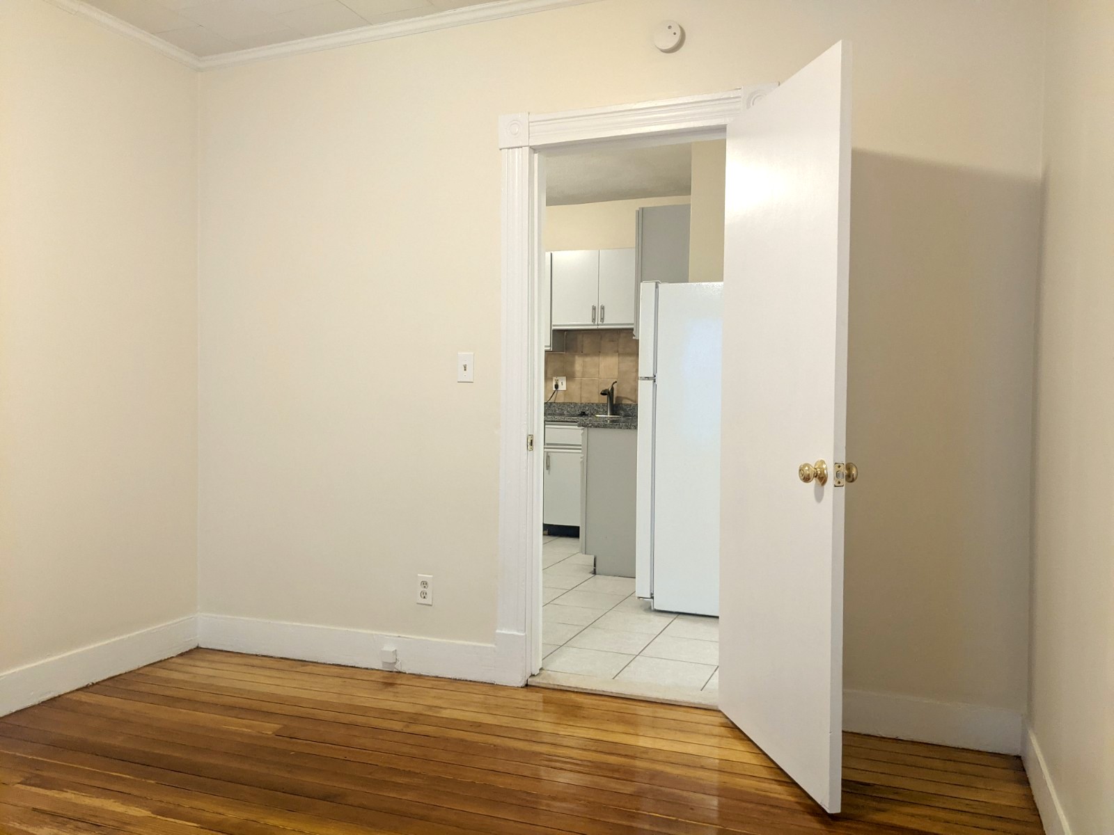 83 Yorktown St, Davis Square