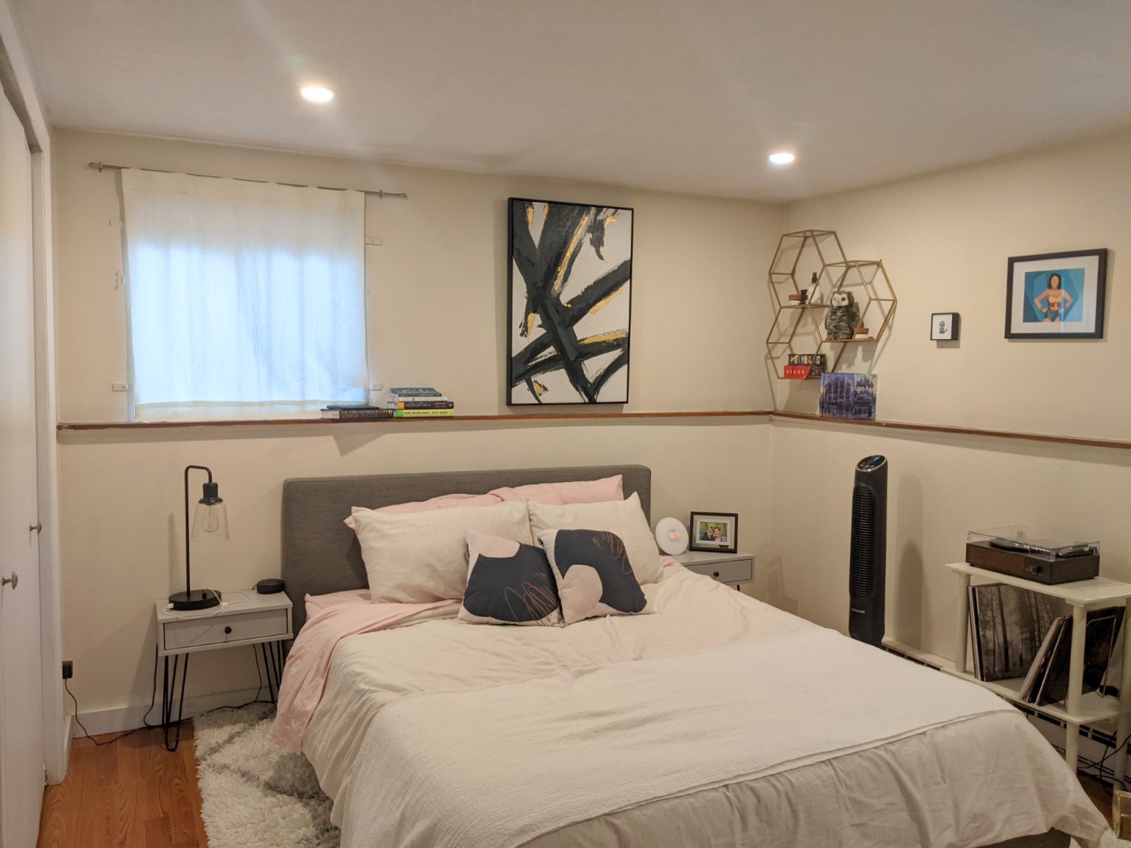 102 Alpine St, Magoun Square