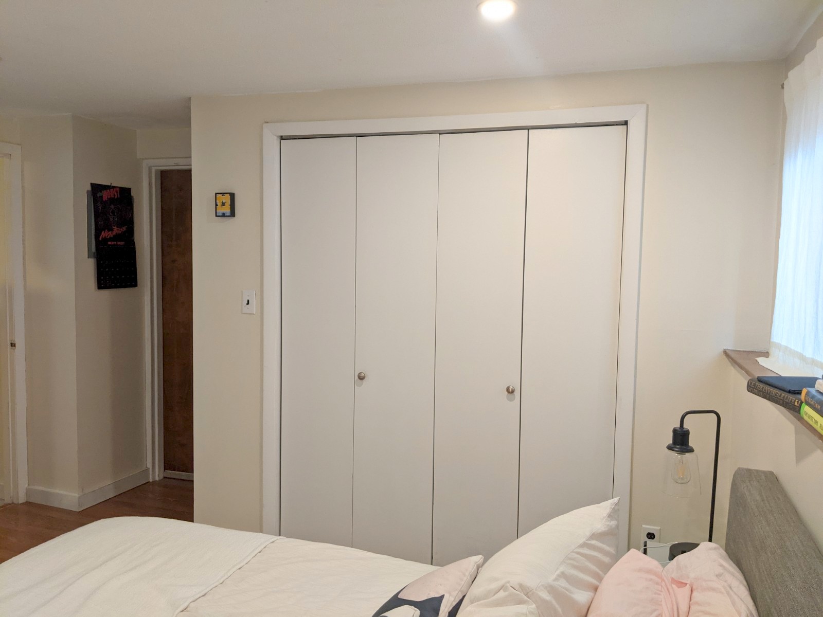 102 Alpine St, Magoun Square