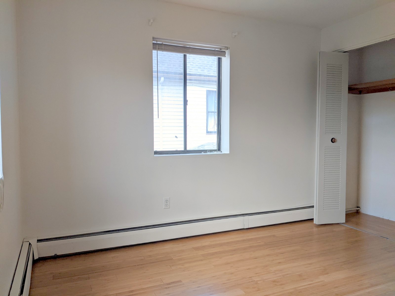 12 Cameron Ave, Davis Square