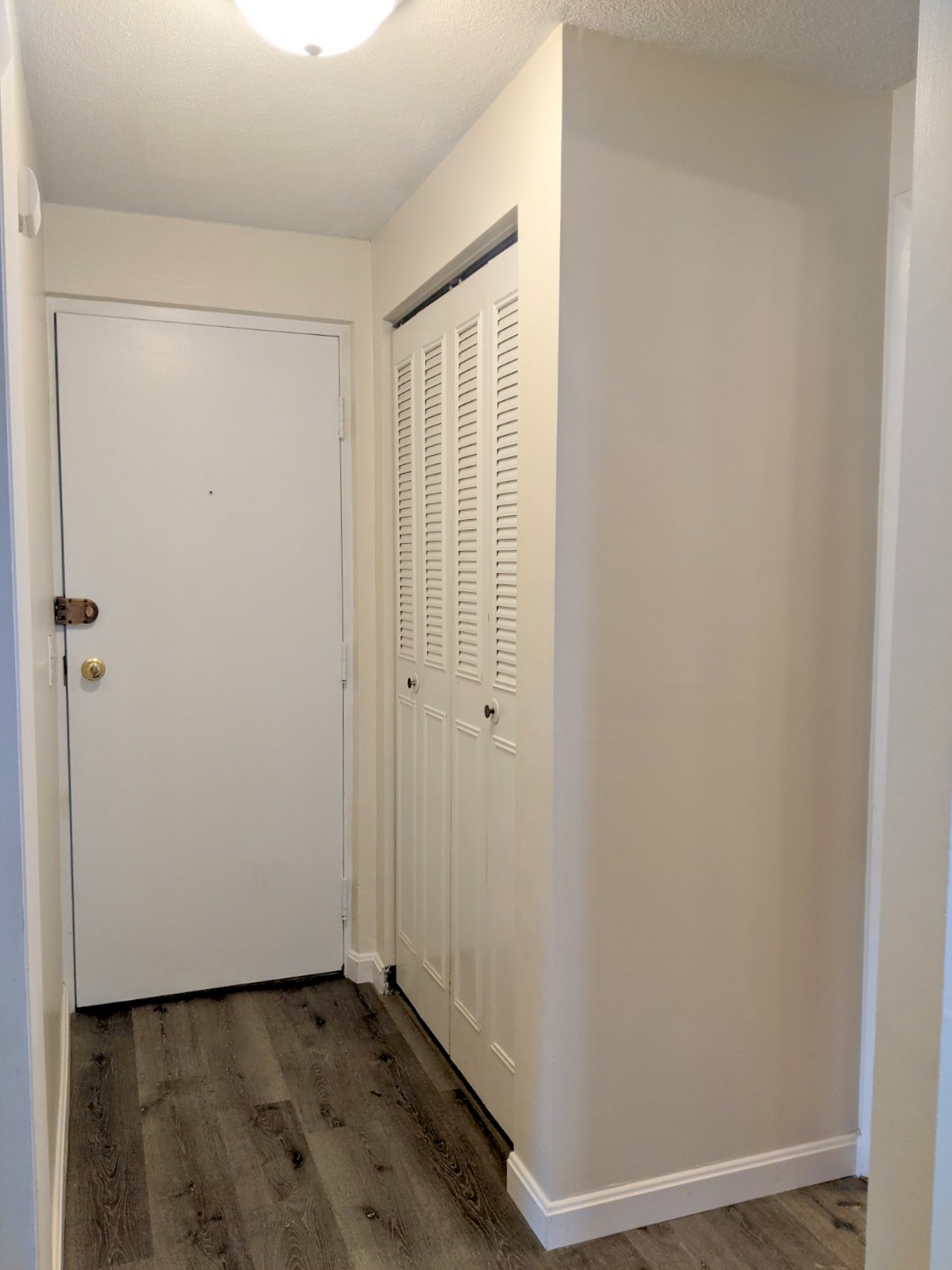 86 Newbury St, Teele Square