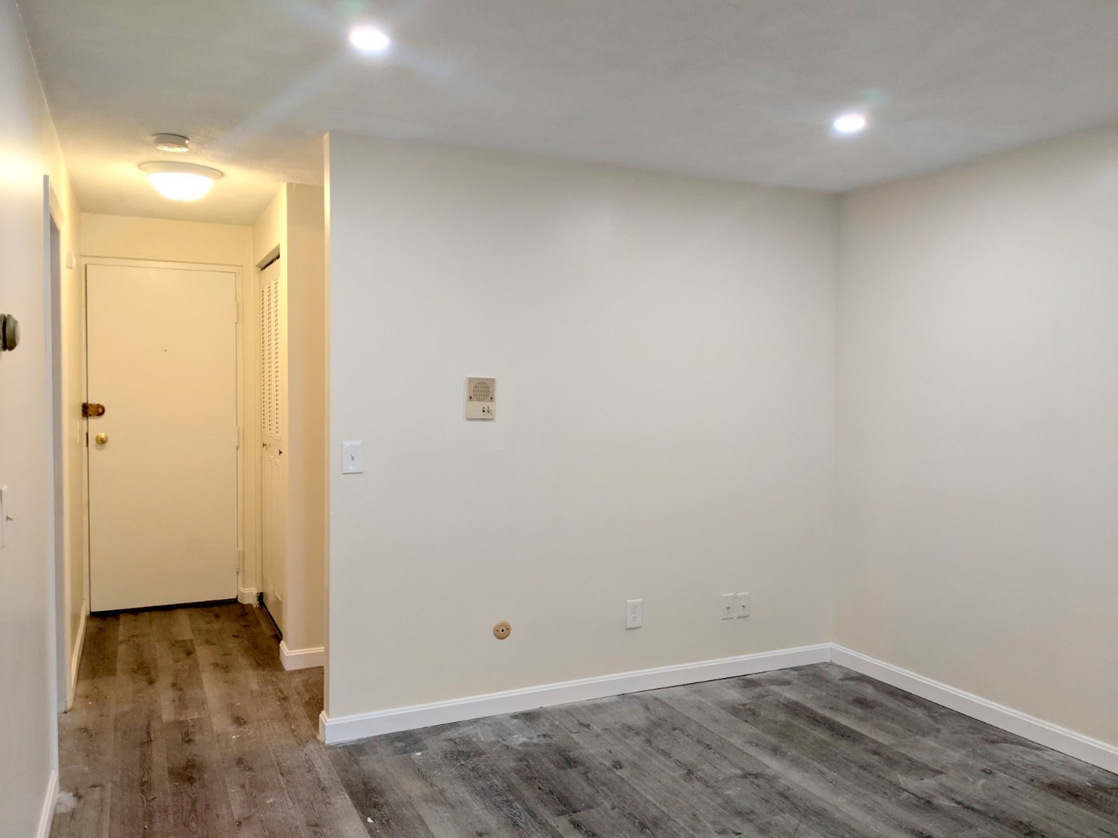 86 Newbury St, Teele Square