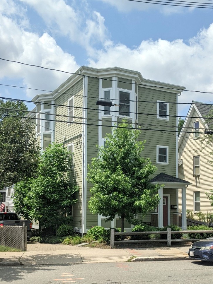 142 Holland St, Davis Square