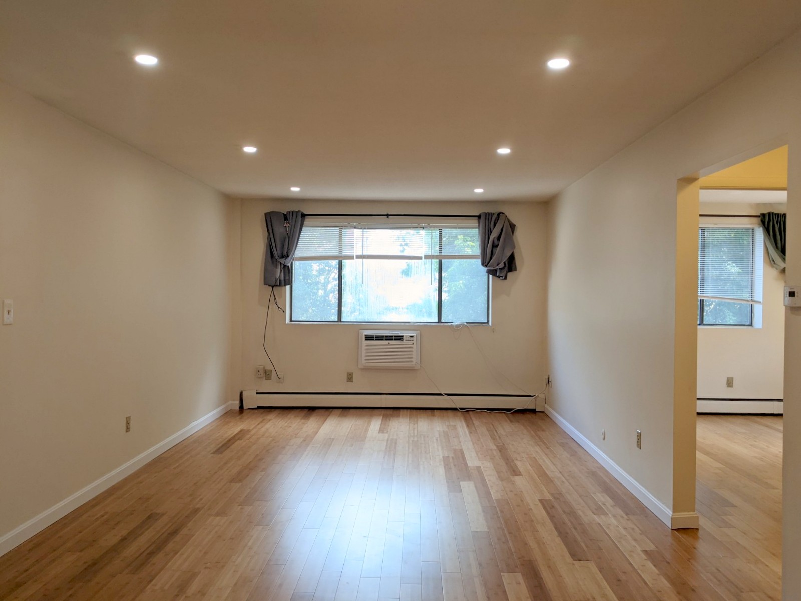 12 Cameron Ave, Davis Square