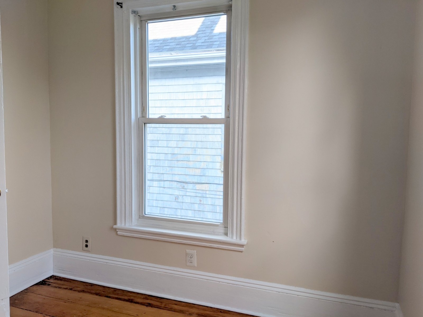 11 Clarendon Ave, Davis Square