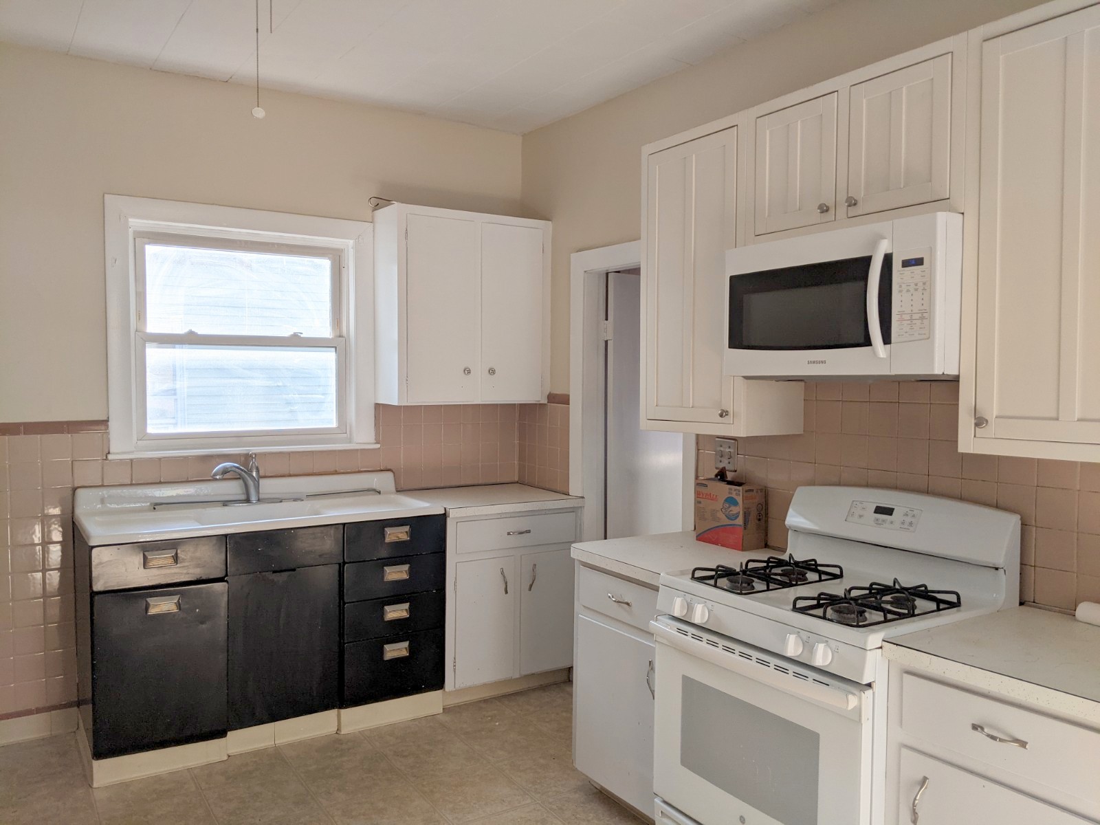 11 Clarendon Ave, Davis Square