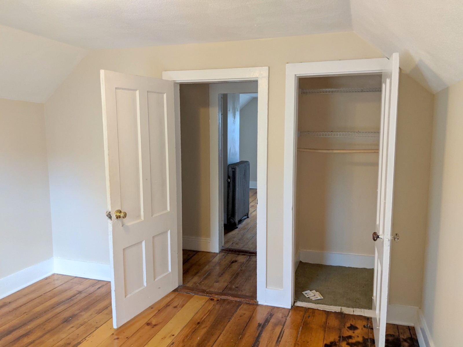 11 Clarendon Ave, Davis Square