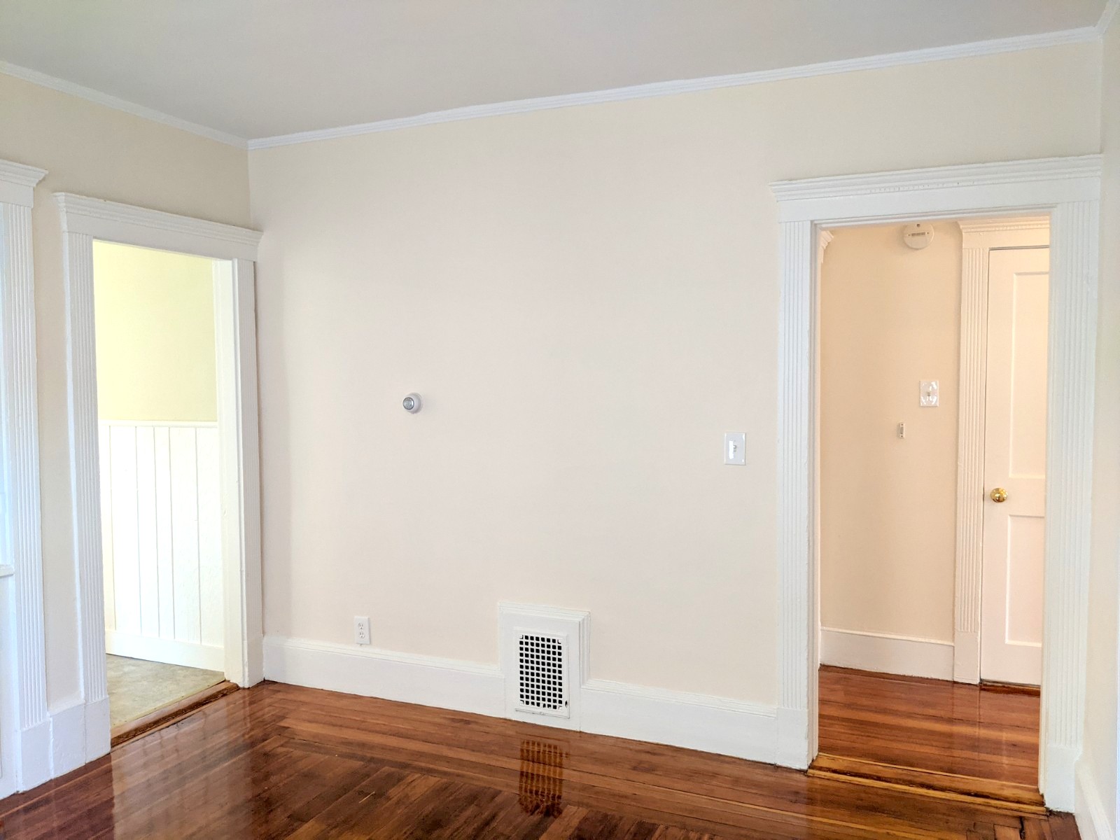 11 Walter Ter, Magoun Square