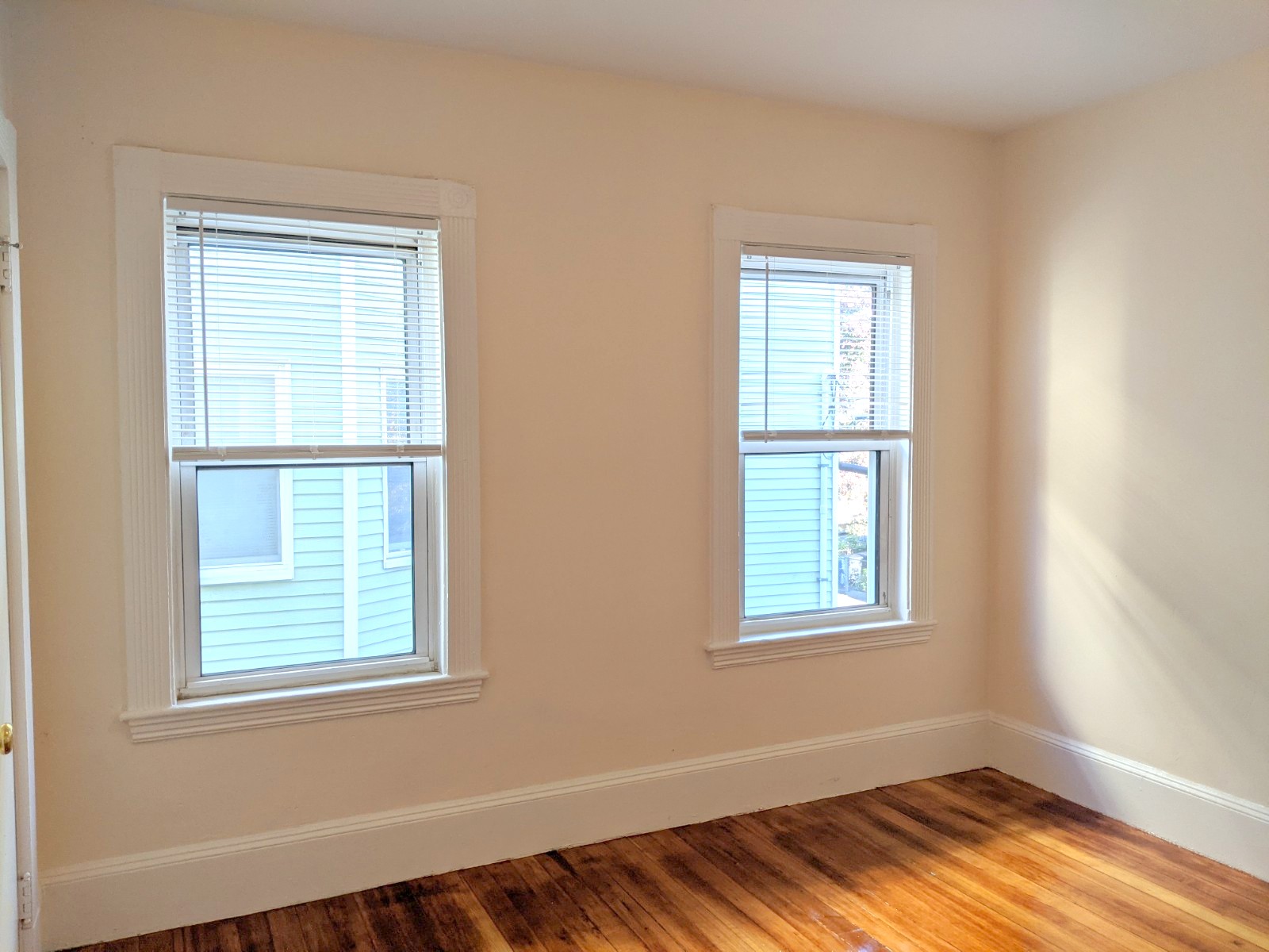 11 Walter Ter, Magoun Square