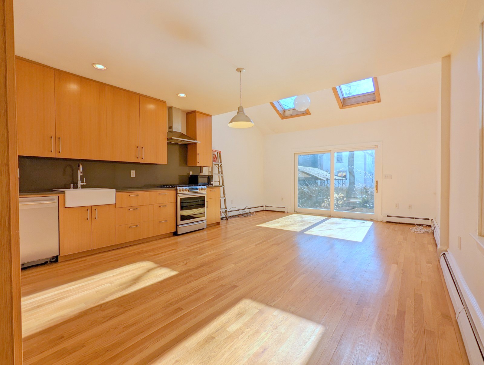 218 Harvard St, Mid Cambridge