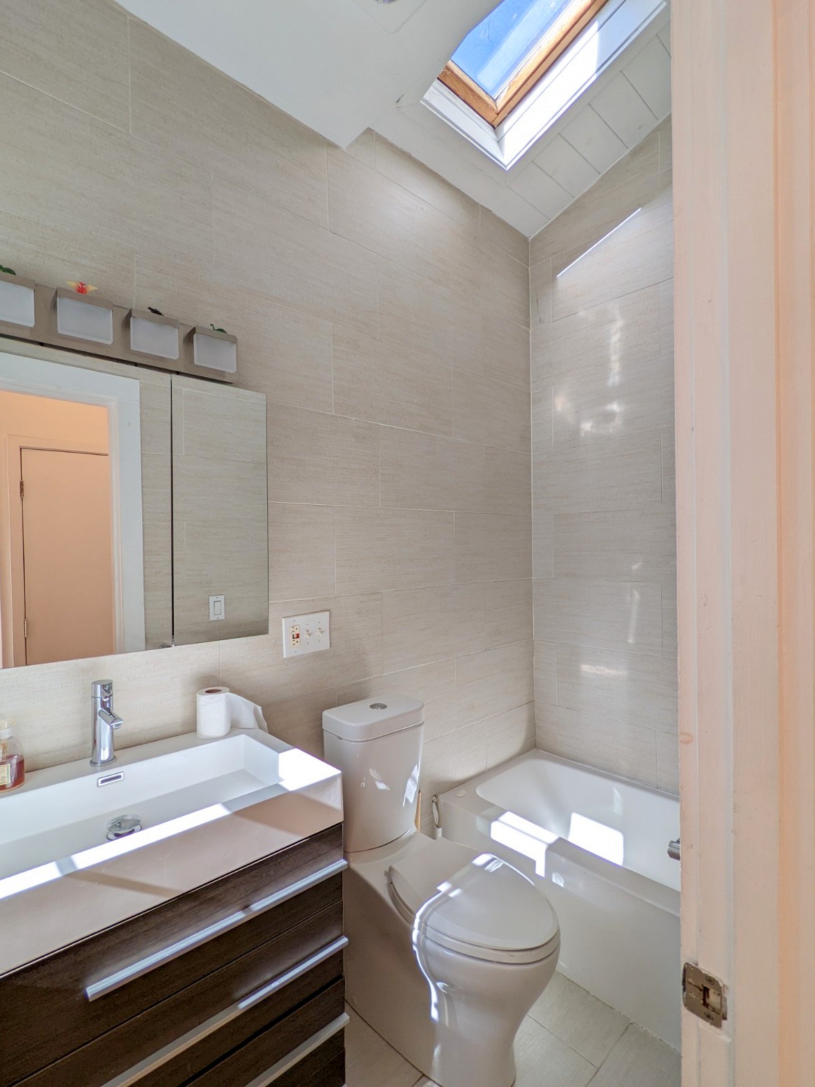 218 Harvard St, Mid Cambridge