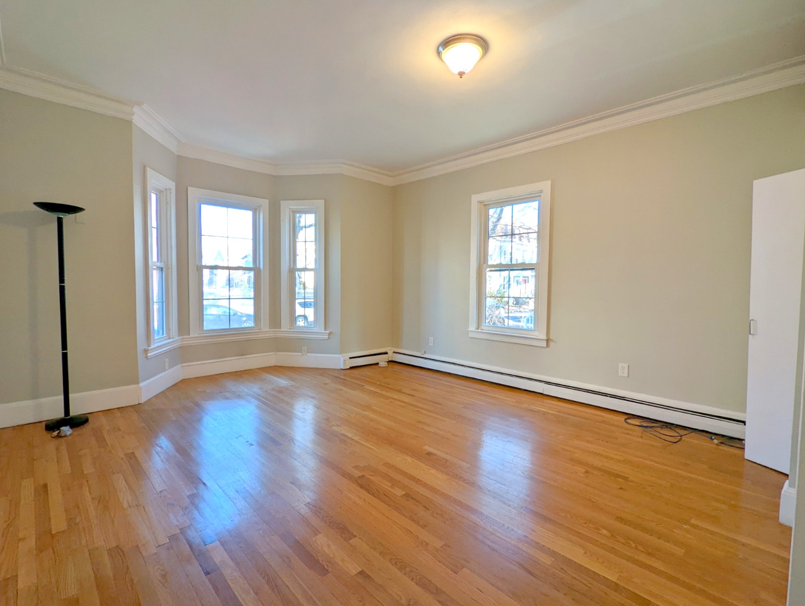 218 Harvard St, Mid Cambridge