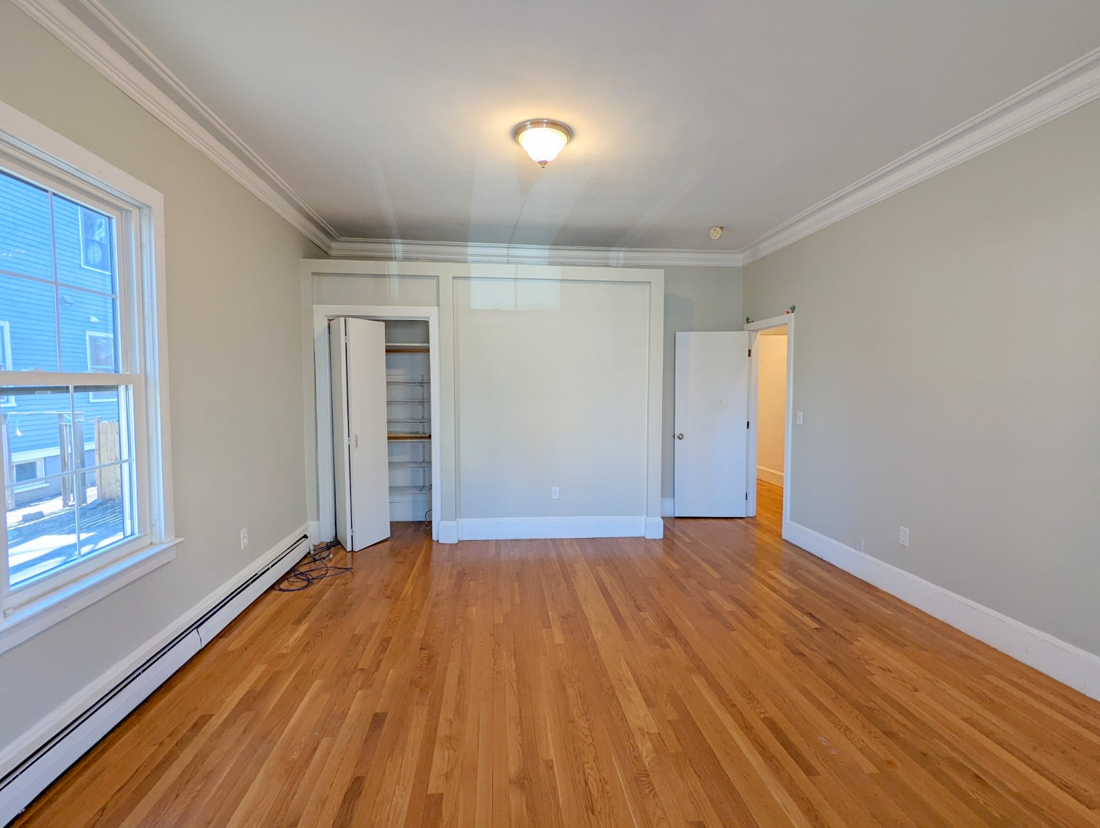 218 Harvard St, Mid Cambridge